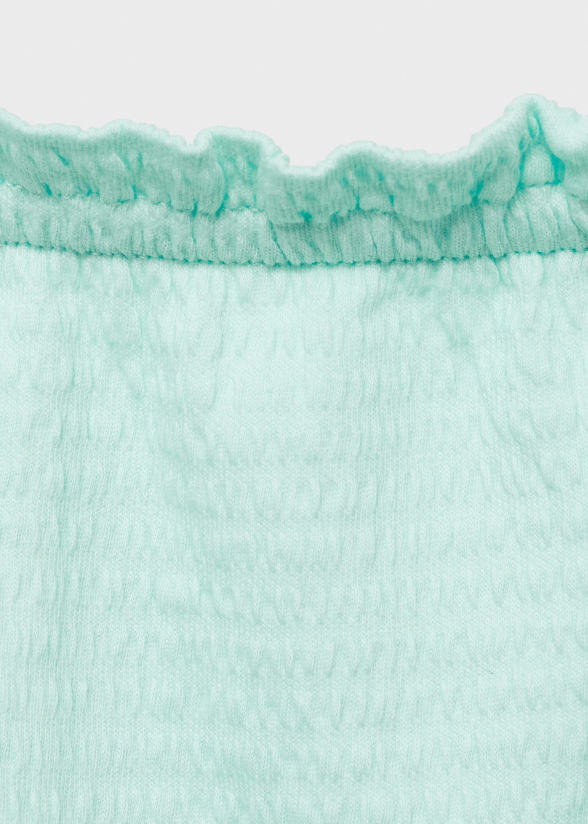 Ruffled strap t-shirt - Details of the article 8