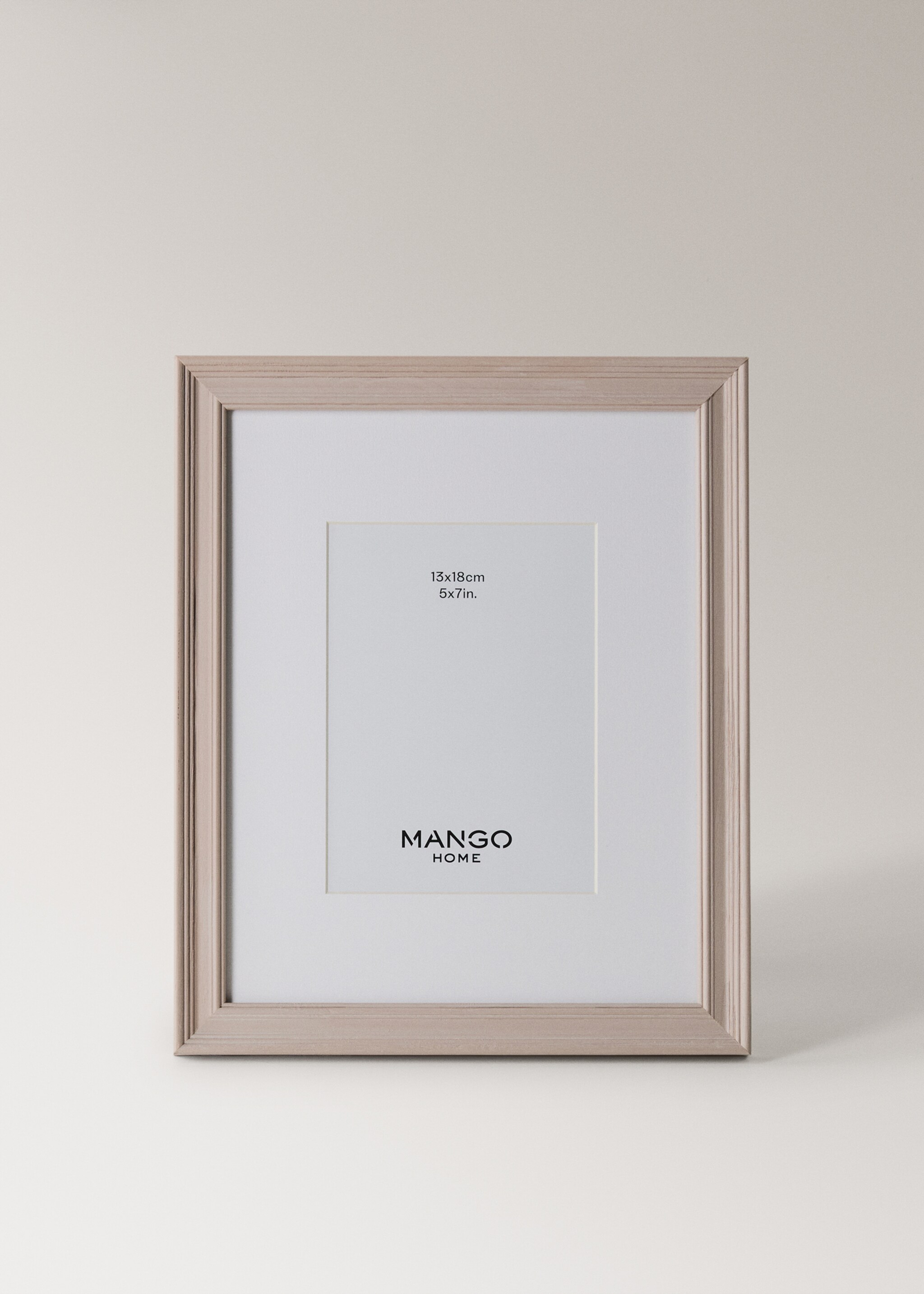 Large wooden passe-partout frame - Article without model, Off White. Ref: 87017713-00.