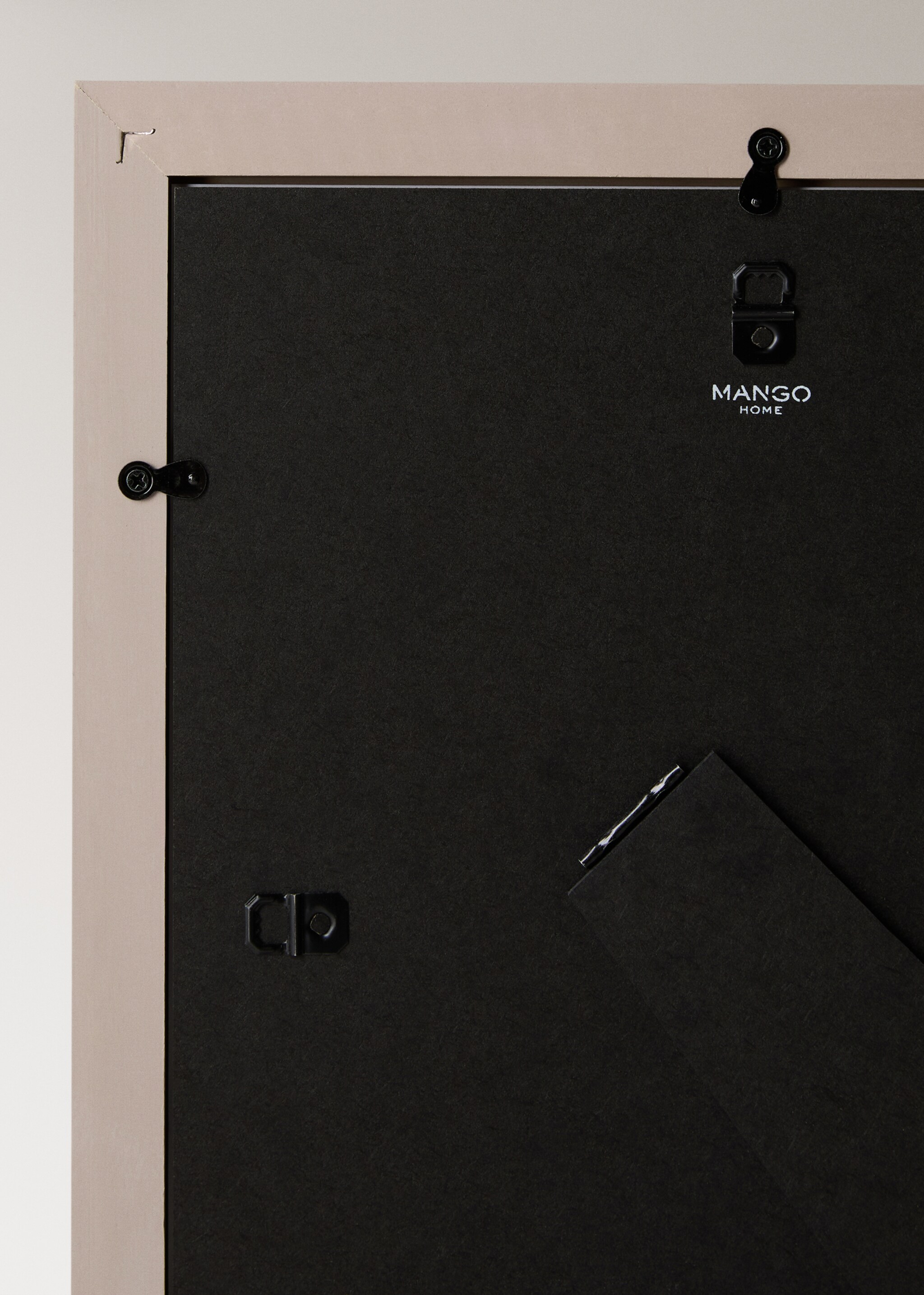 Large wooden passe-partout frame - Details of the article 4, Off White. Ref: 87017713-00.