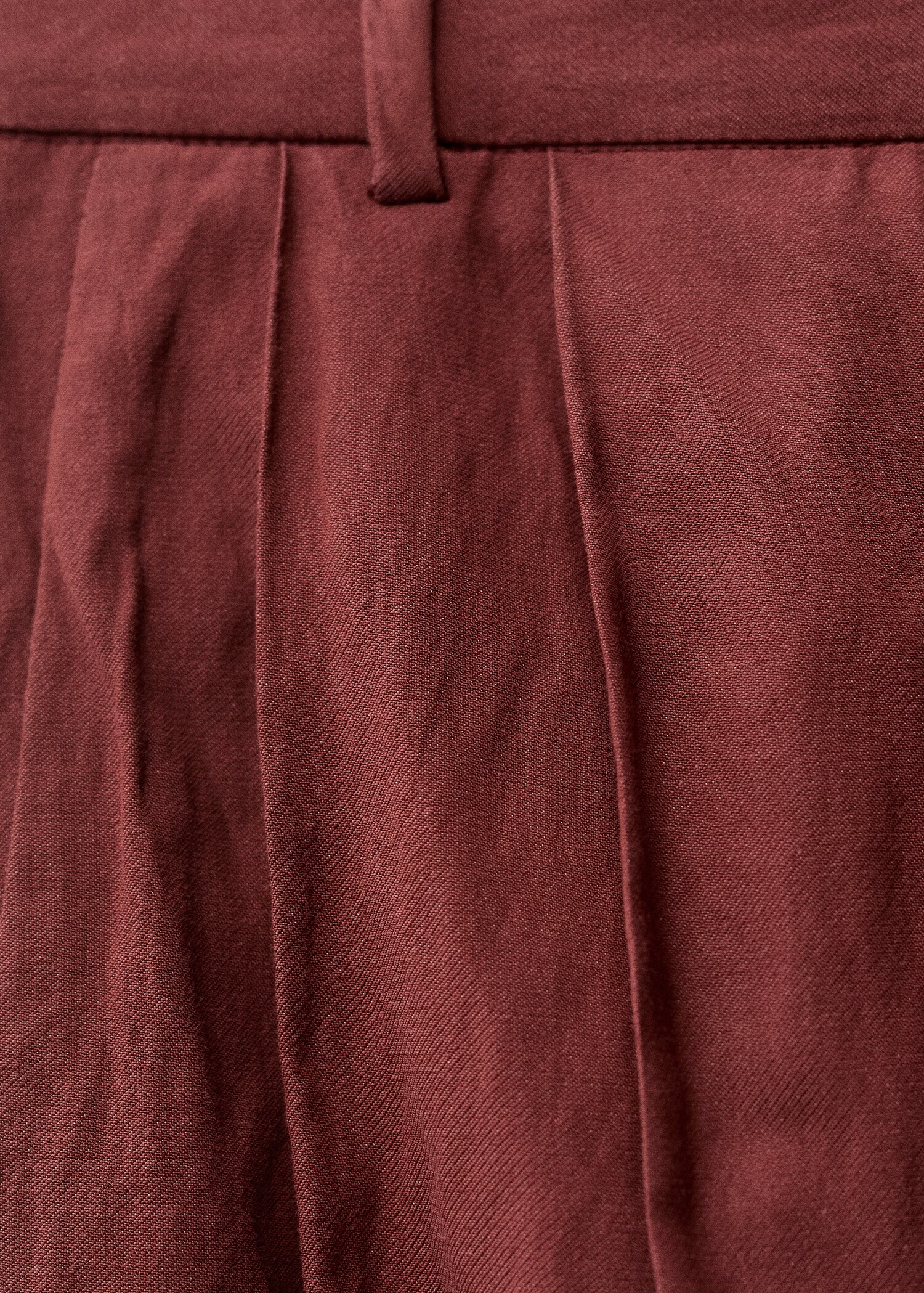 Wide-leg suit trousers with a creased effect - Details of the article 8