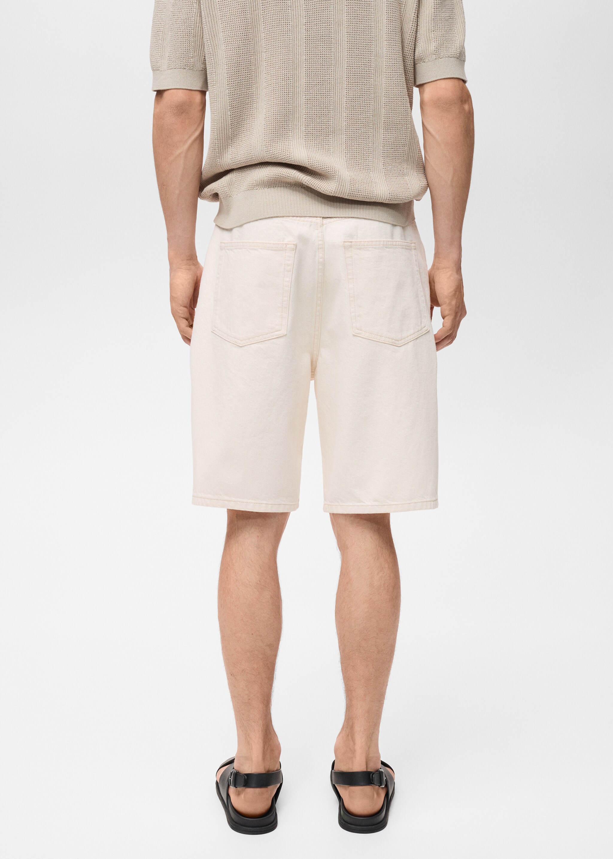 Relaxed-Fit-Jeans-Bermudashorts - Rückseite des Artikels