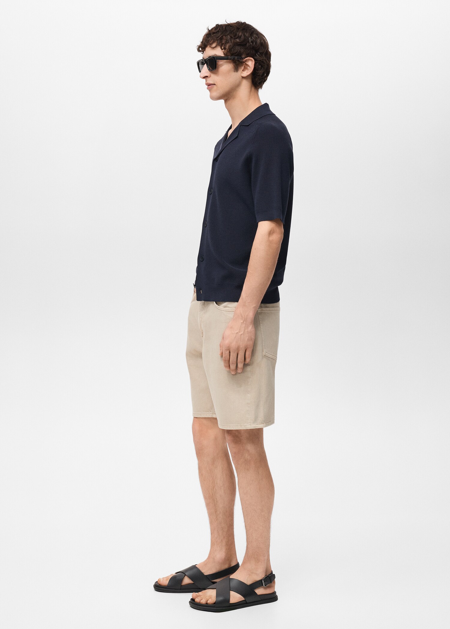 Denim bermuda shorts with washed effect - Details of the article 2