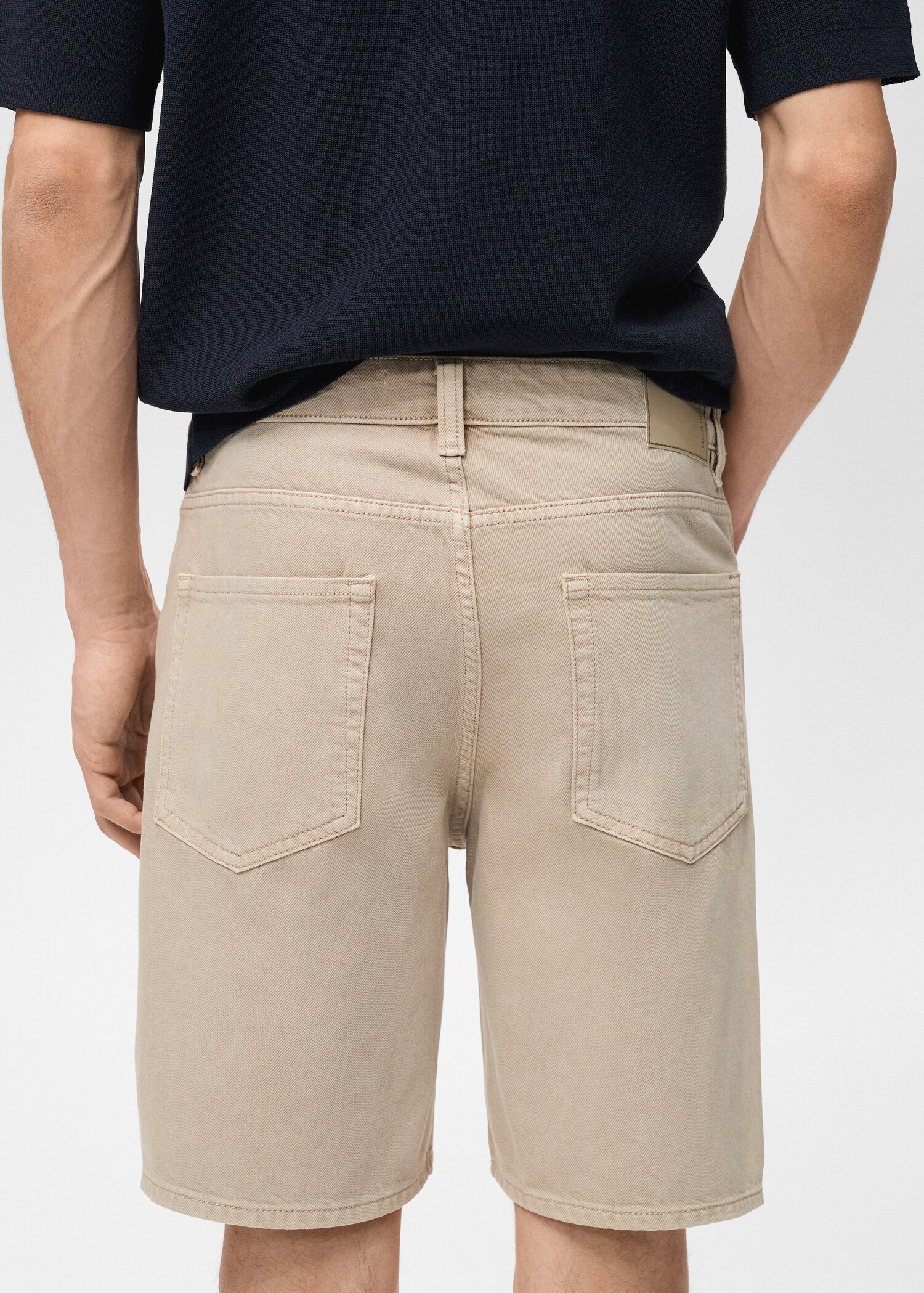 Denim bermuda shorts with washed effect - Details of the article 6