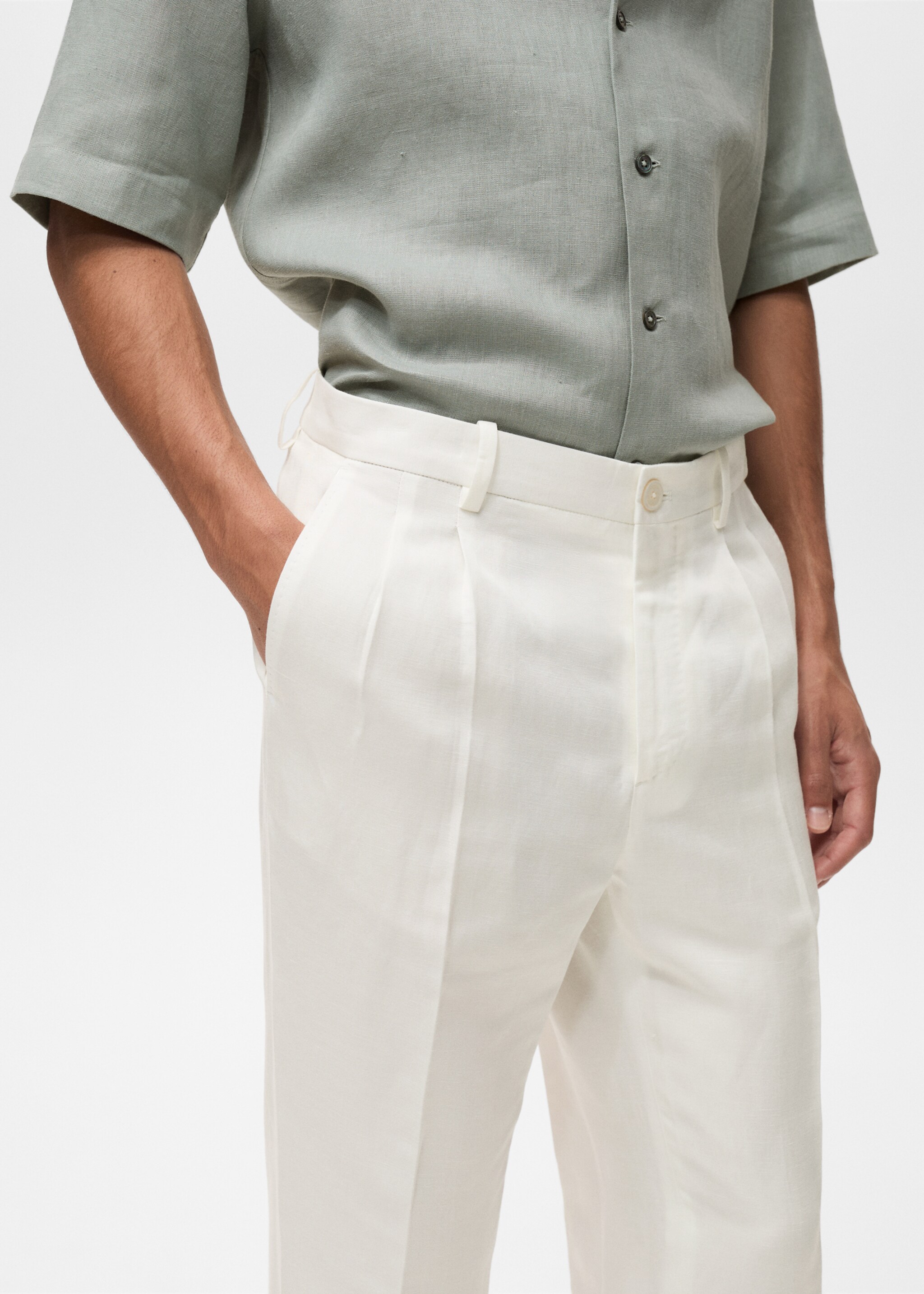 Linen-blend pleated trousers - Details of the article 1