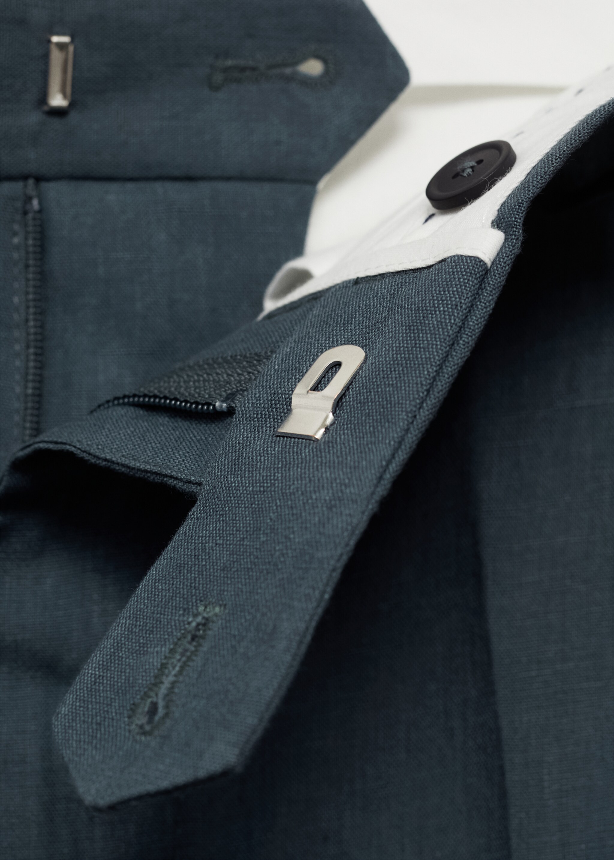 100% linen straight trousers - Details of the article 8