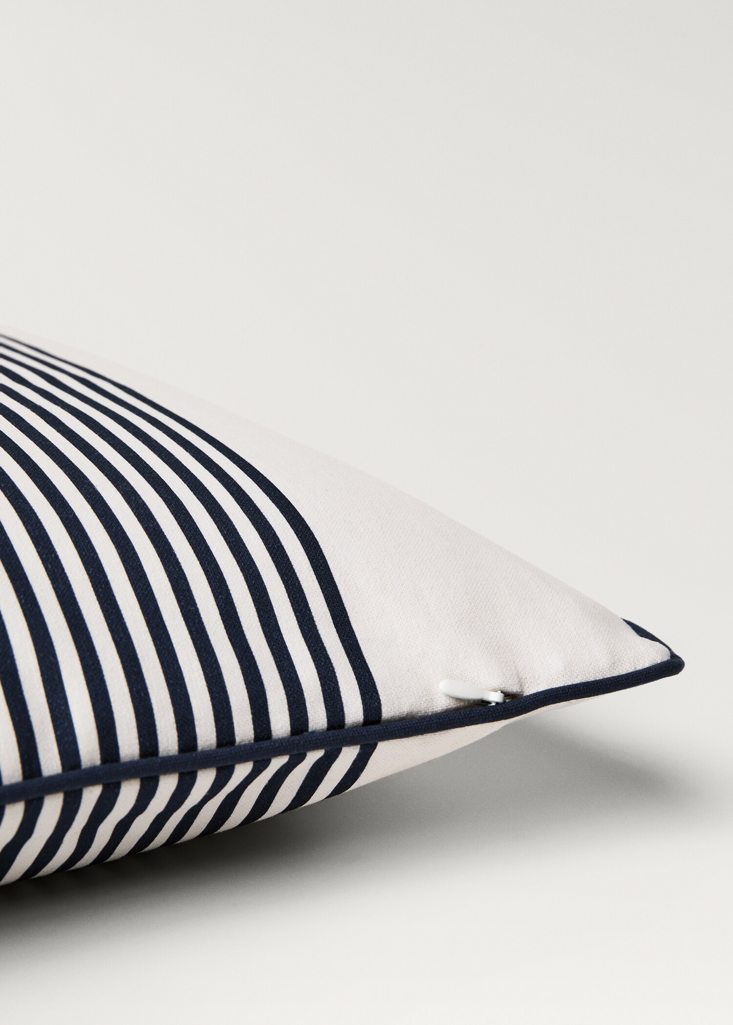 Housse de coussin imperméable multi-rayures 40x60 cm - Détail de l'article 1