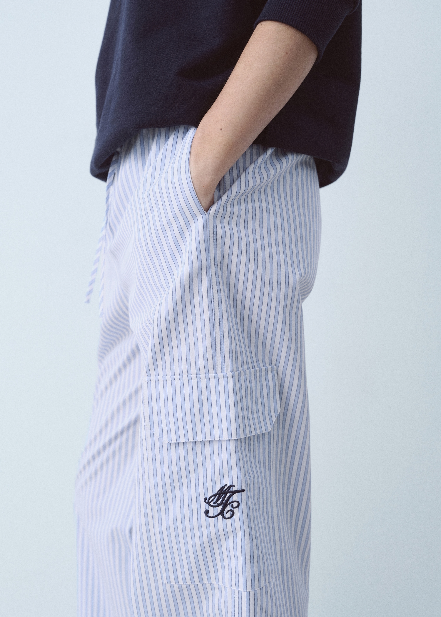 Striped poplin pants with pockets - Details of the article 6