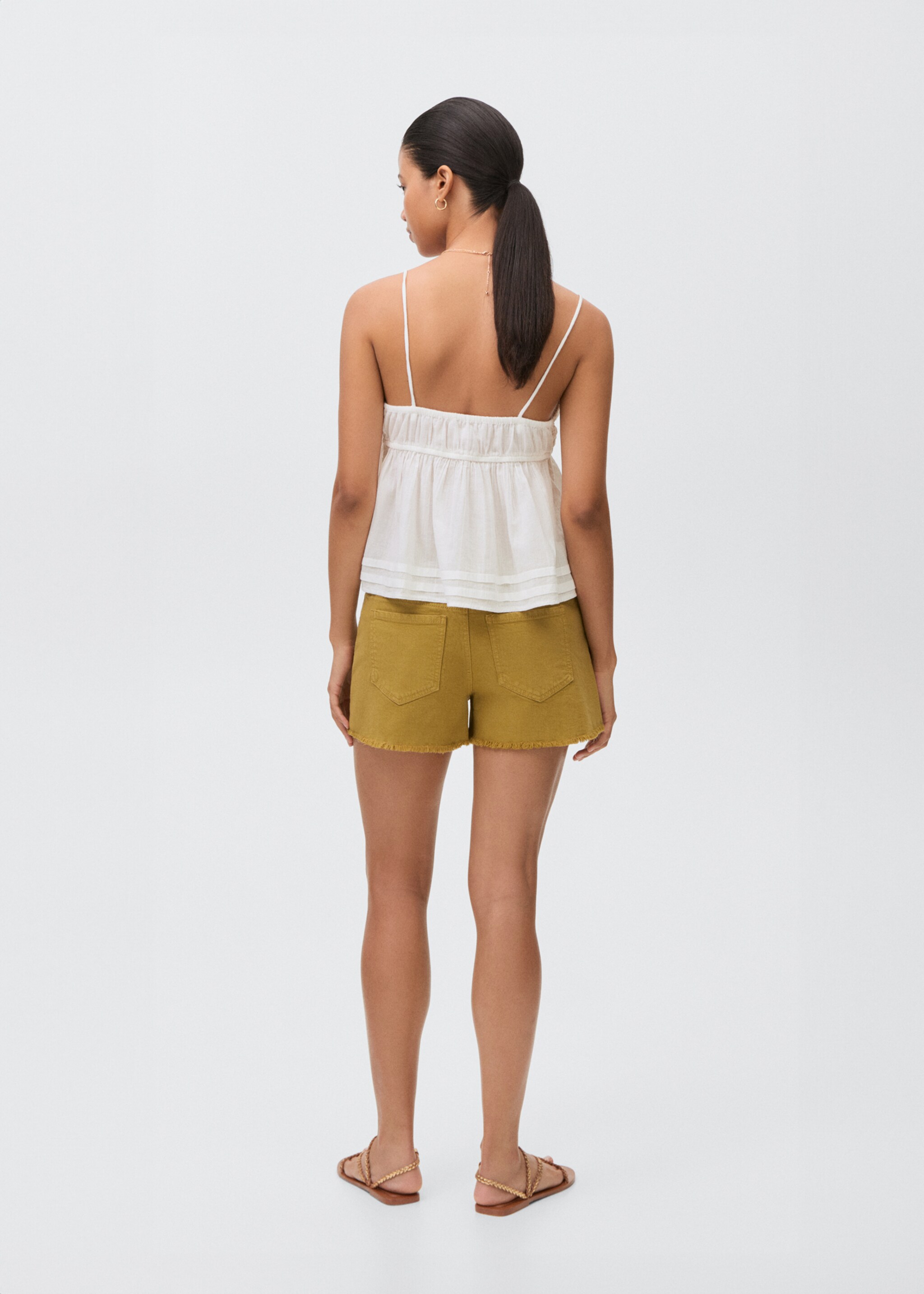 Crochet top with straps - Reverse of the article