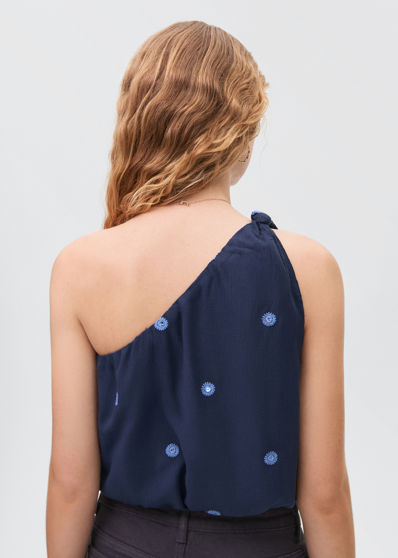 Asymmetrical top with embroidered panel - Teen | MANGO United Kingdom