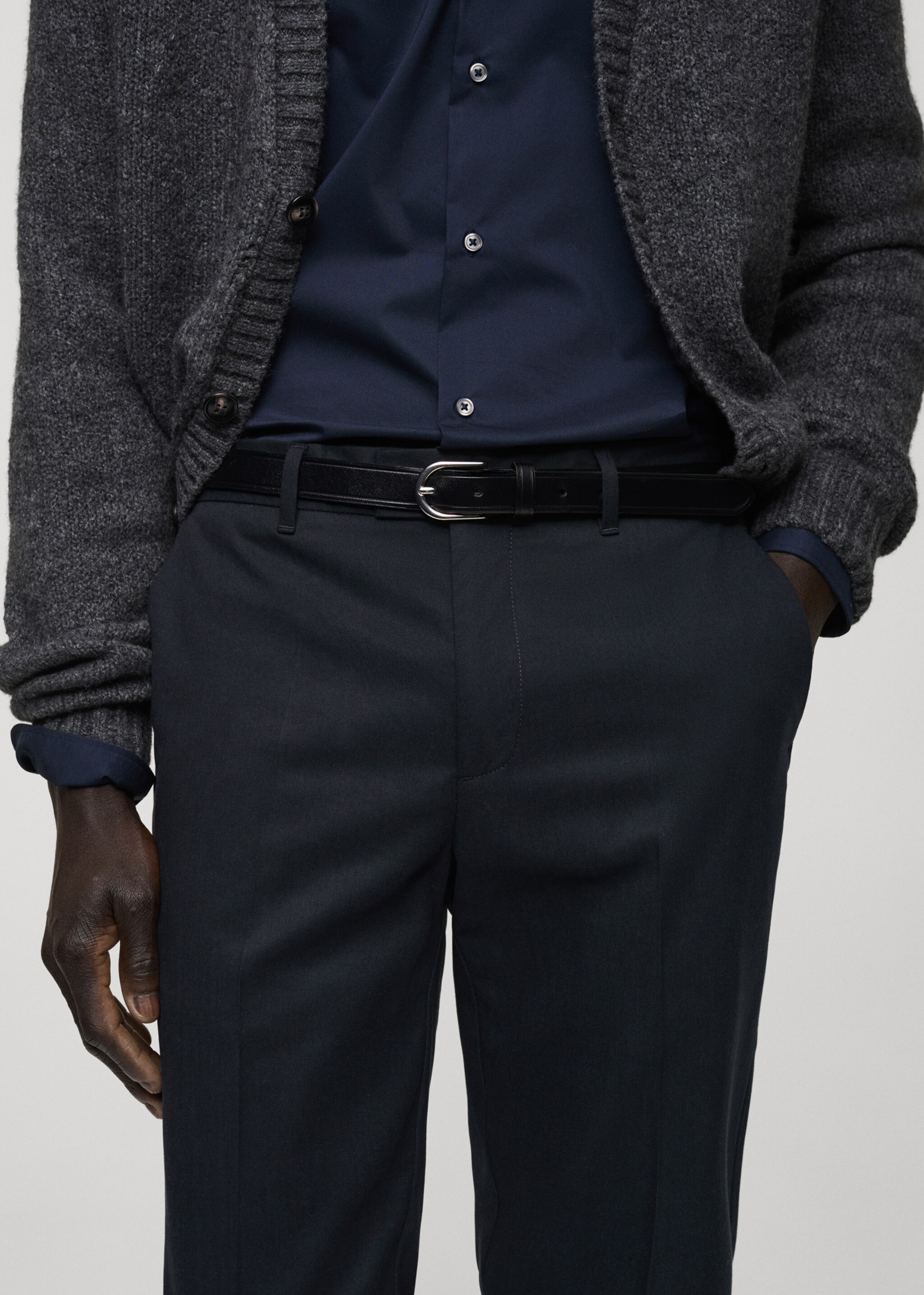 Pantalón algodón regular fit - Detalle del artículo 1