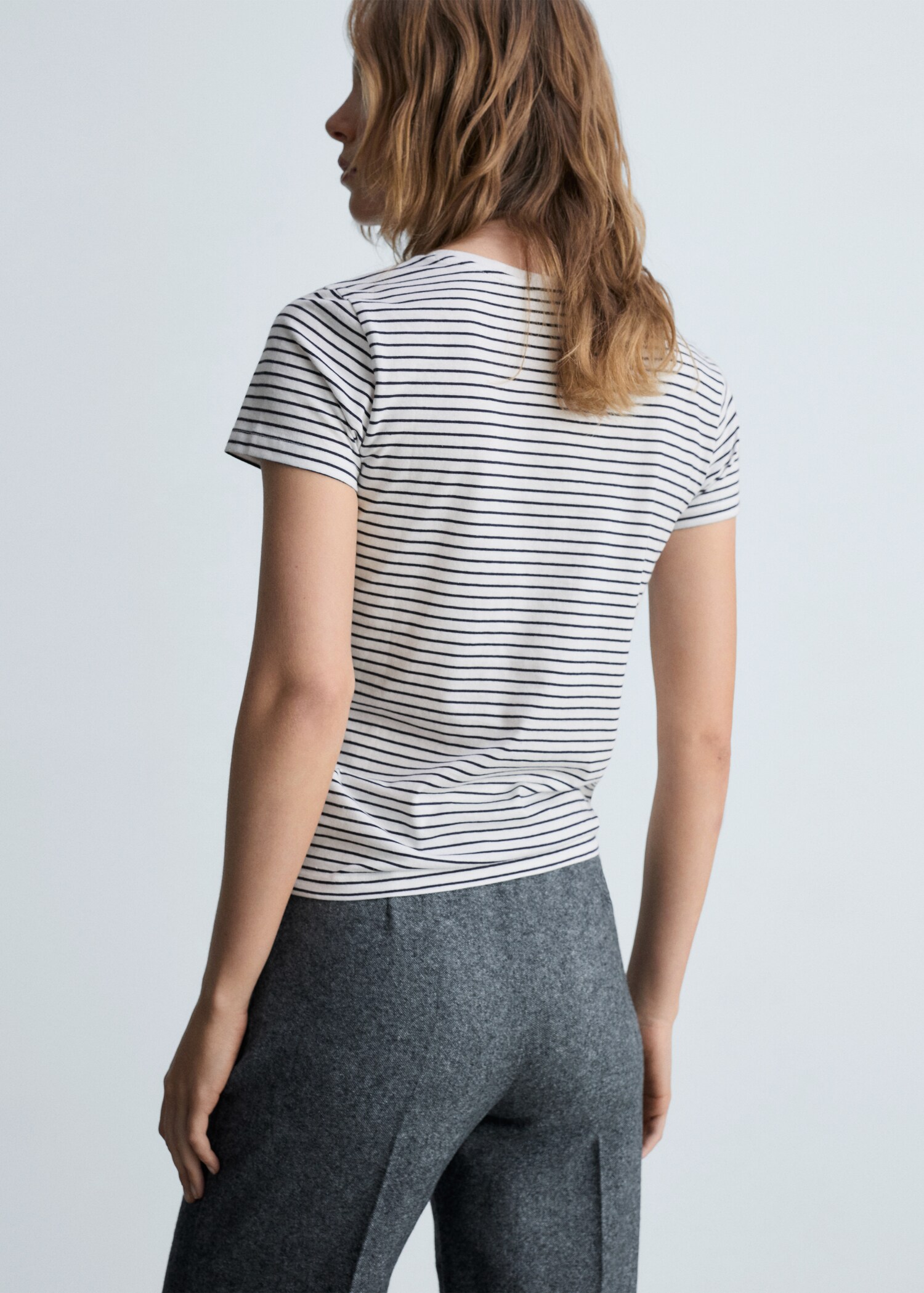 Camiseta rayas logo - Reverso del artículo