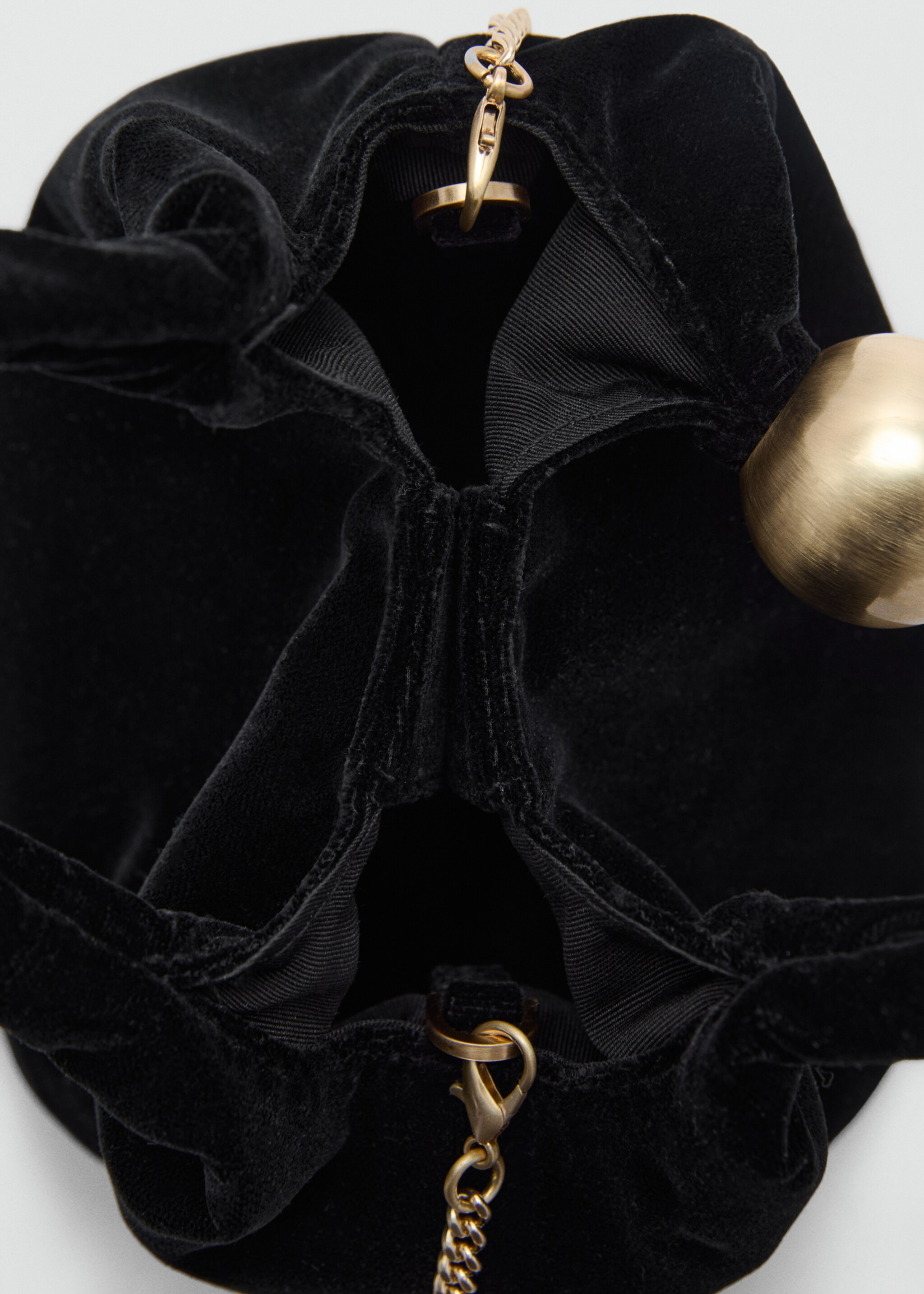 Velvet bag with ball detail - Details of the article 1