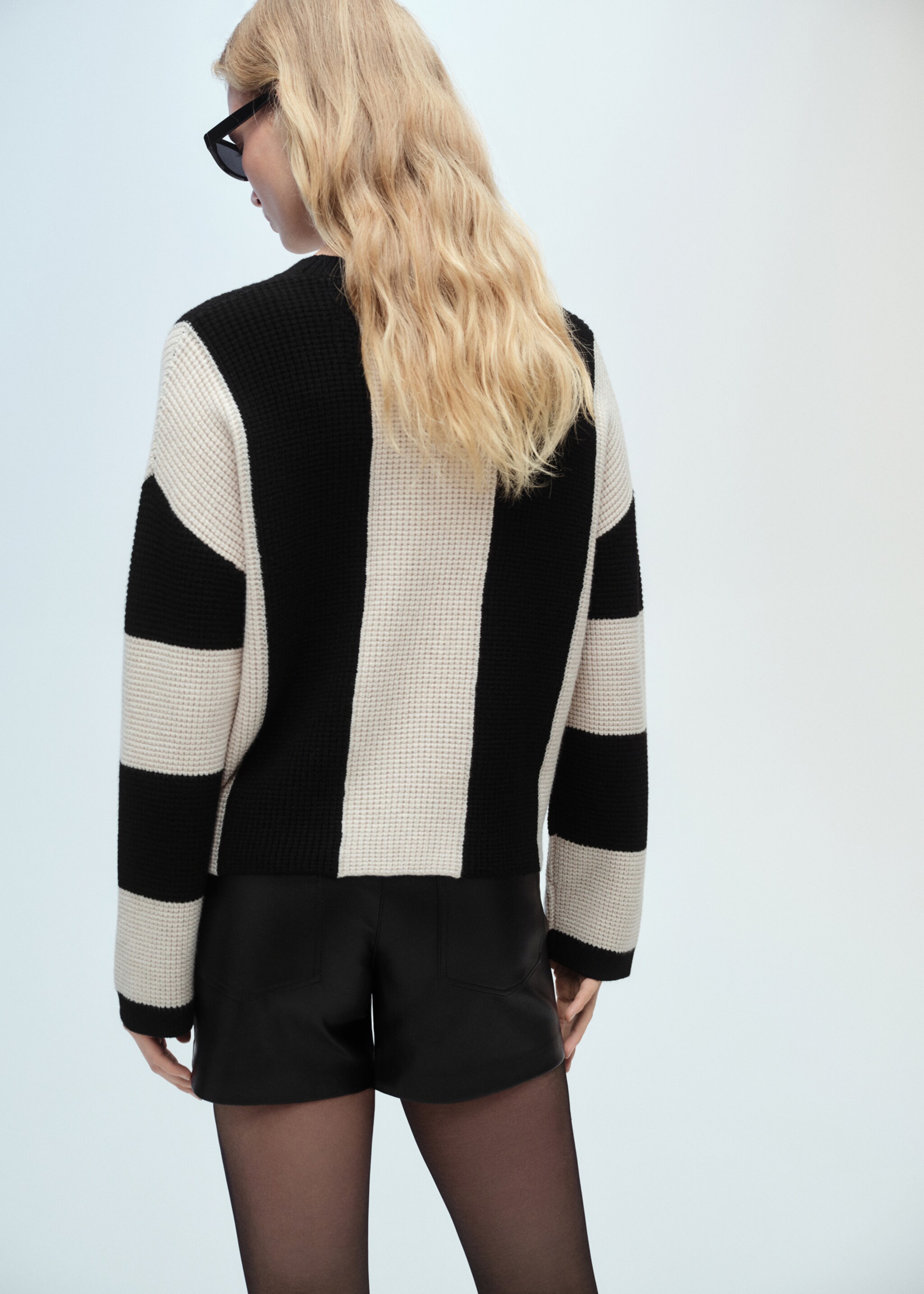 Pull-over en maille à rayures - Verso de l’article
