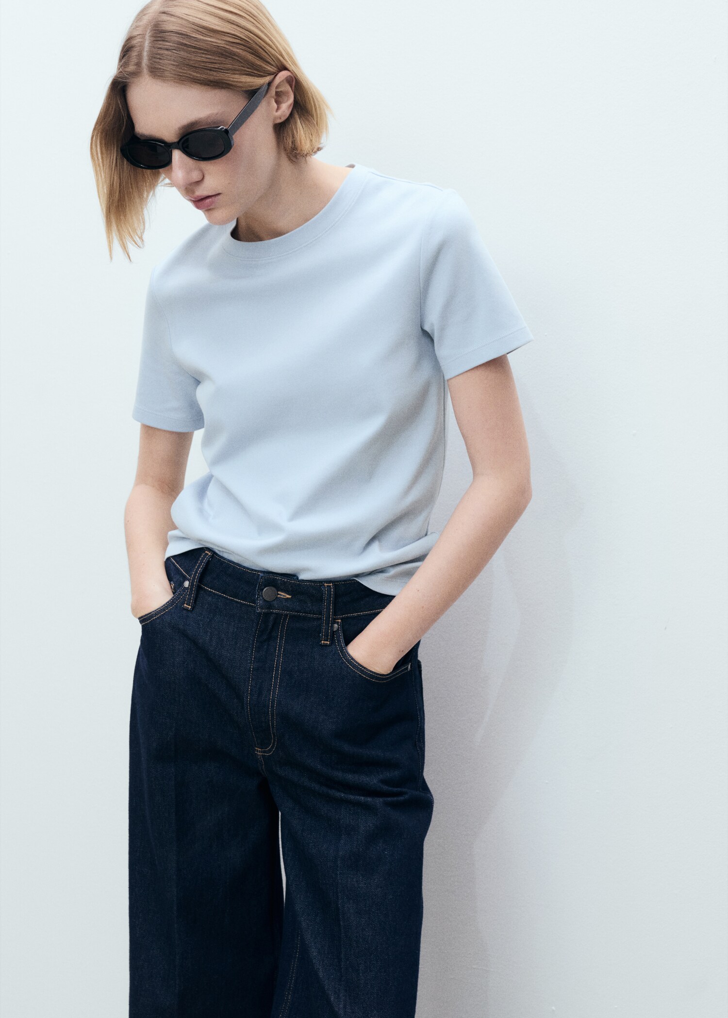 Short-sleeved cotton t-shirt - Medium plane