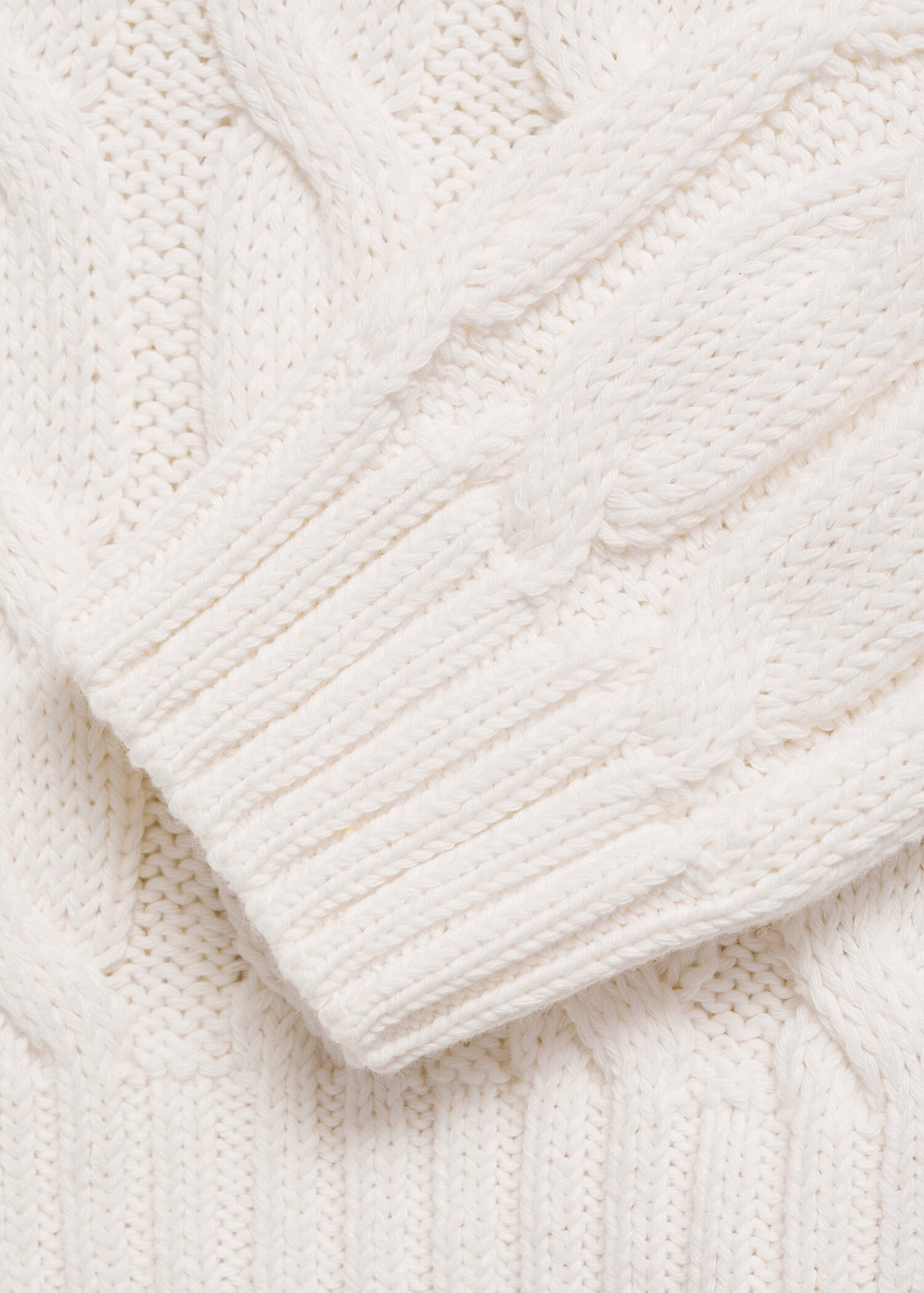 Braided knitted sweater - Details of the article 0