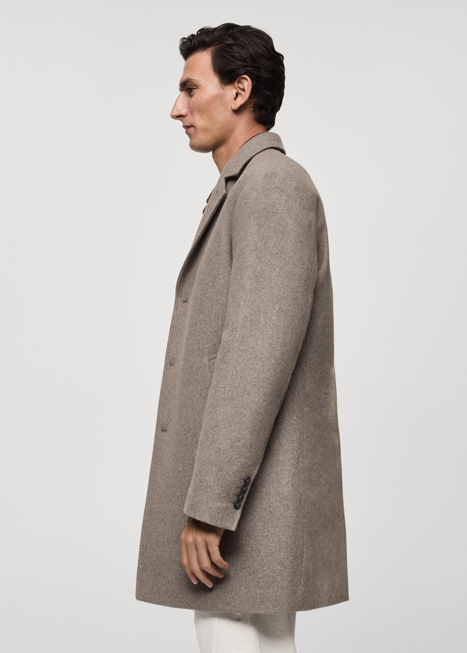 Classic wool coat with quilted interior - Details of the article 2