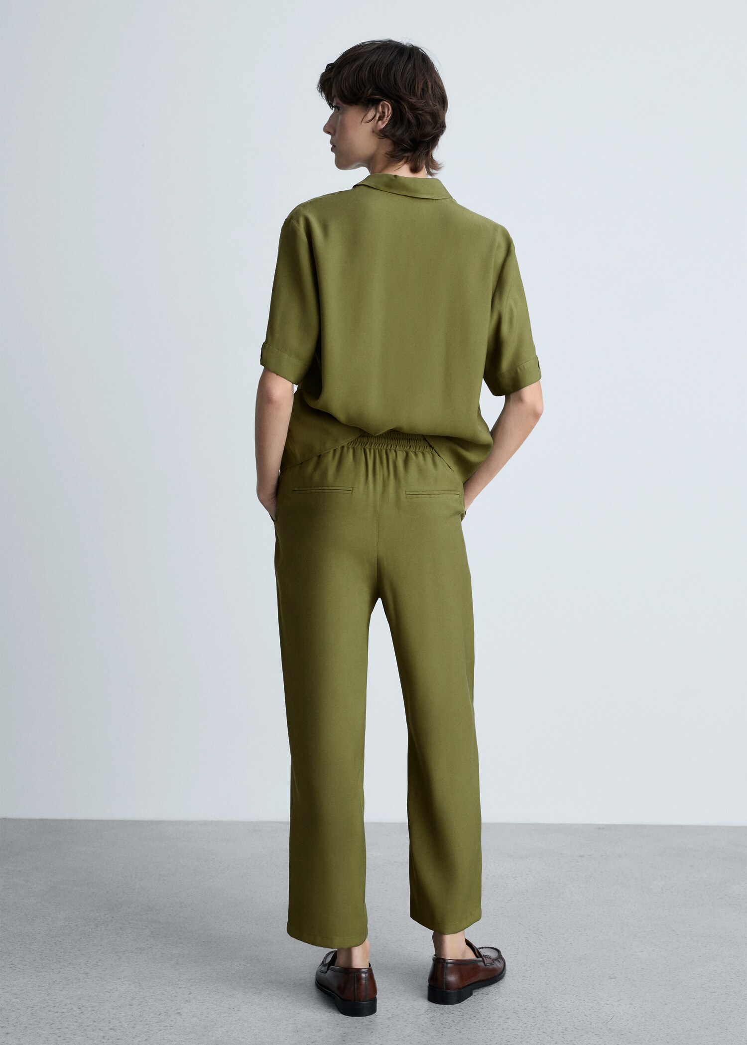 Straight suit trousers - Reverse of the article