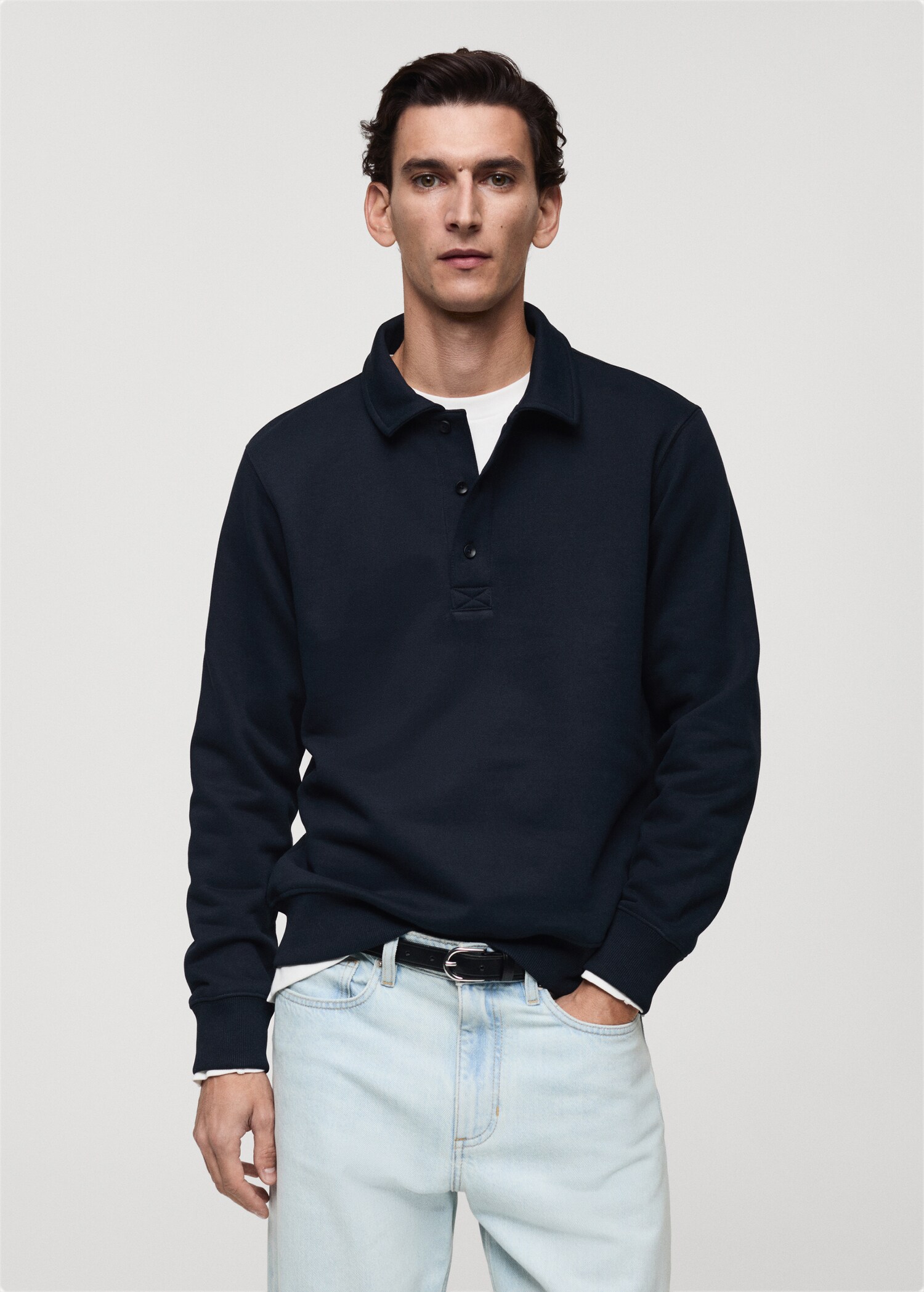 Sweater polo berbulu regular fit - Tampilan Sedang