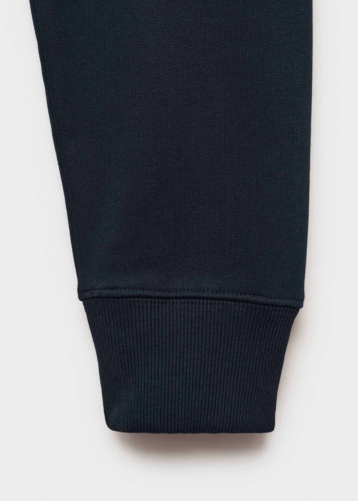 Sweater polo berbulu regular fit - Rincian barang 0