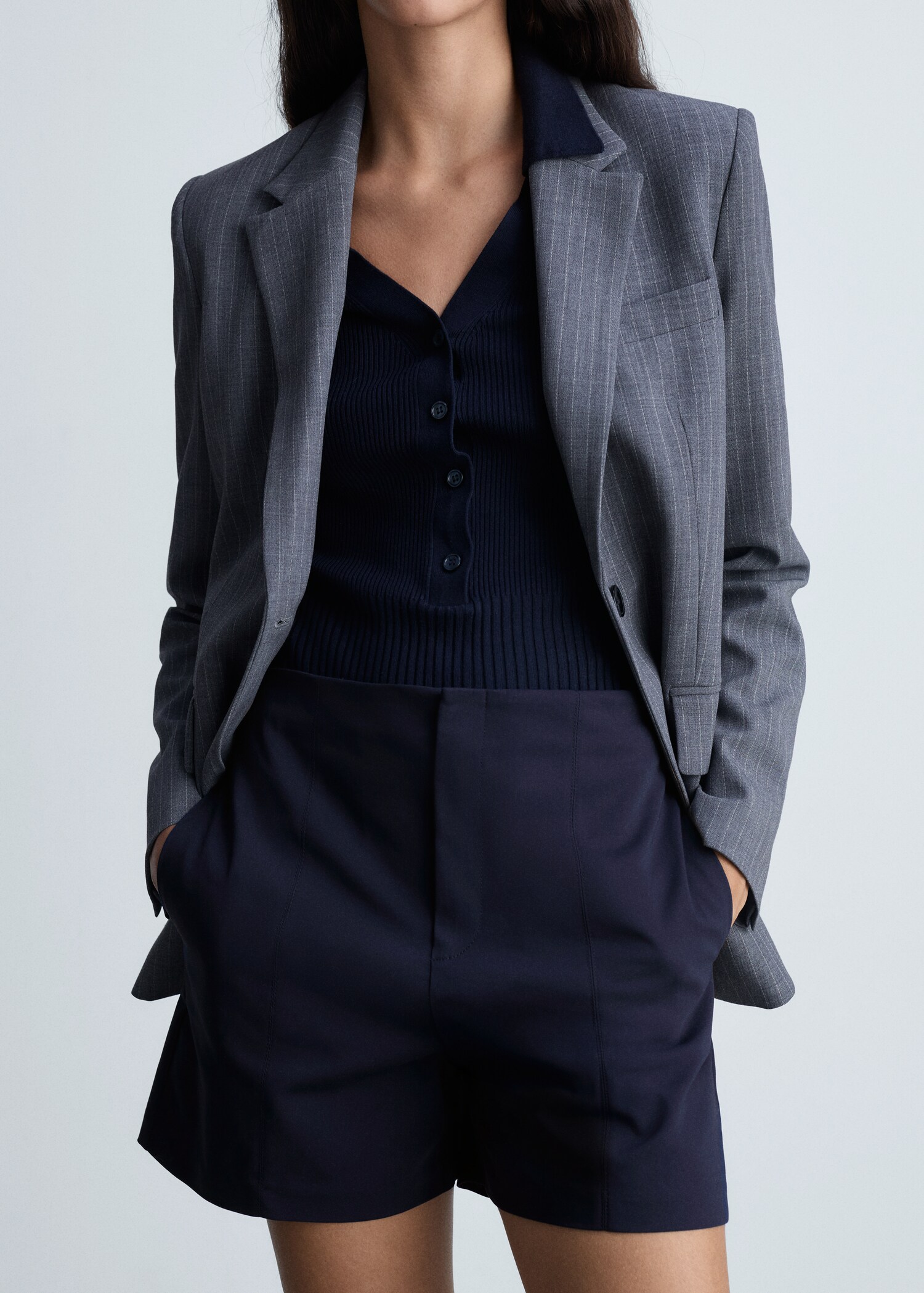 High-waisted cotton shorts - Details of the article 1