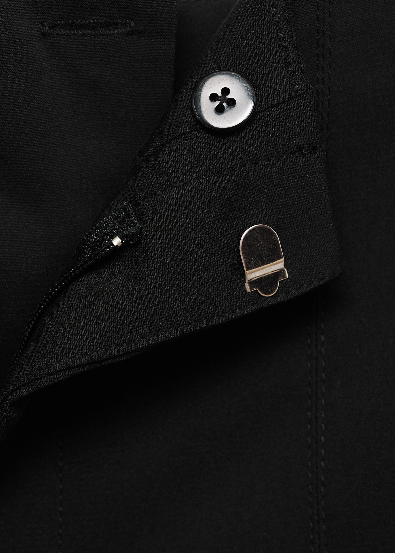 High-waisted cotton shorts - Details of the article 8