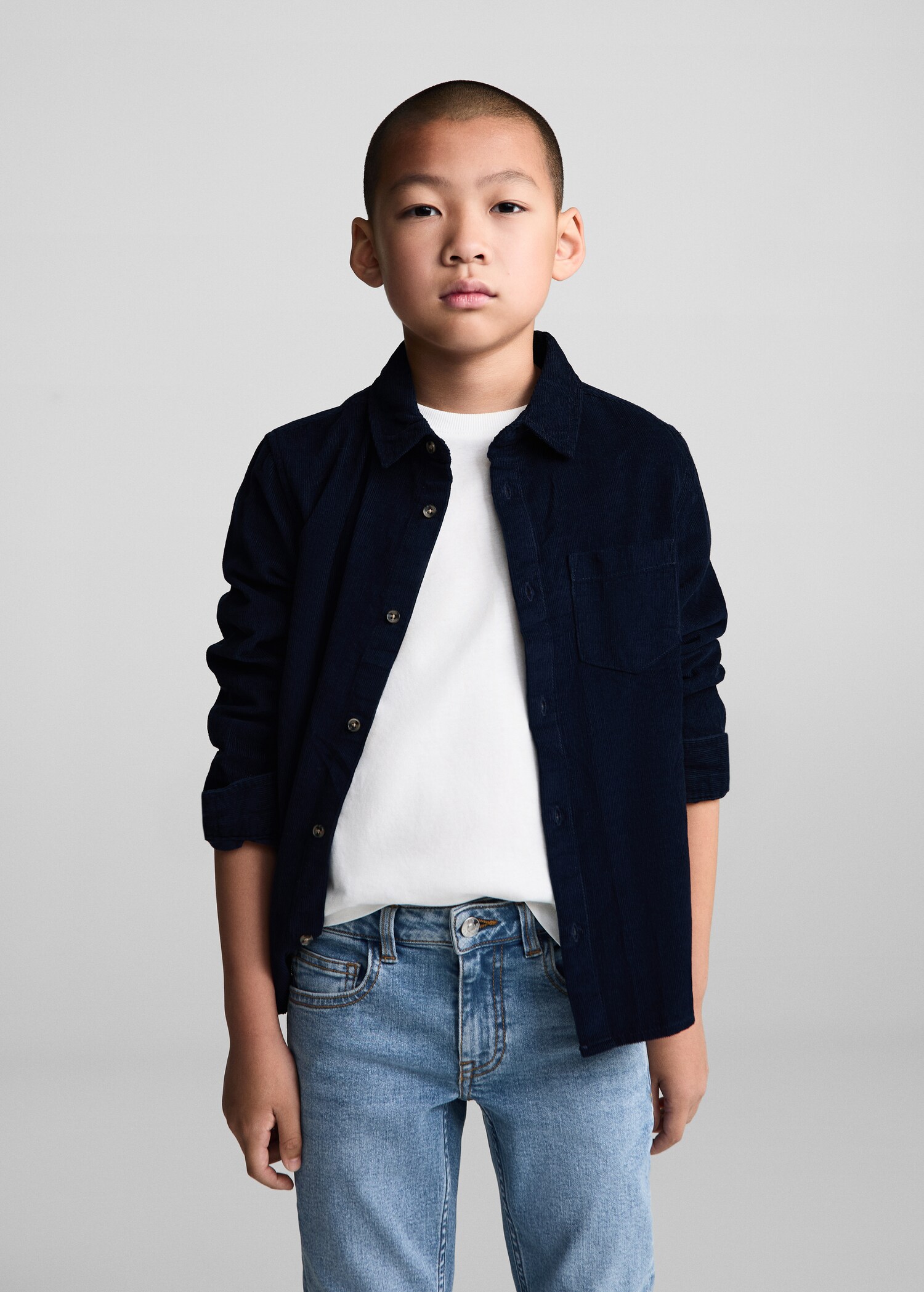 Tajta jeans - Bild av mittparti