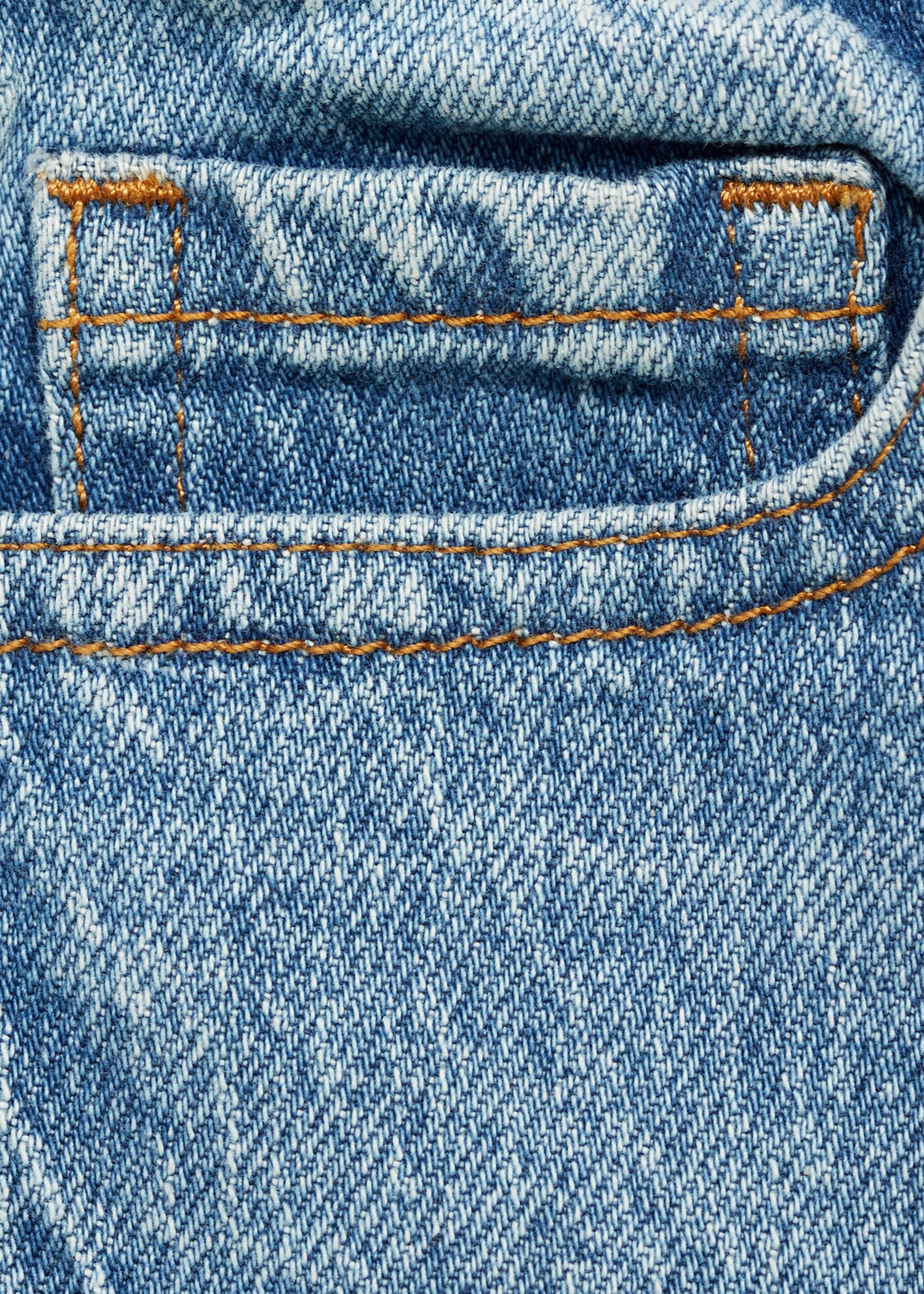 Straight jeans with turn-up - Details of the article 0