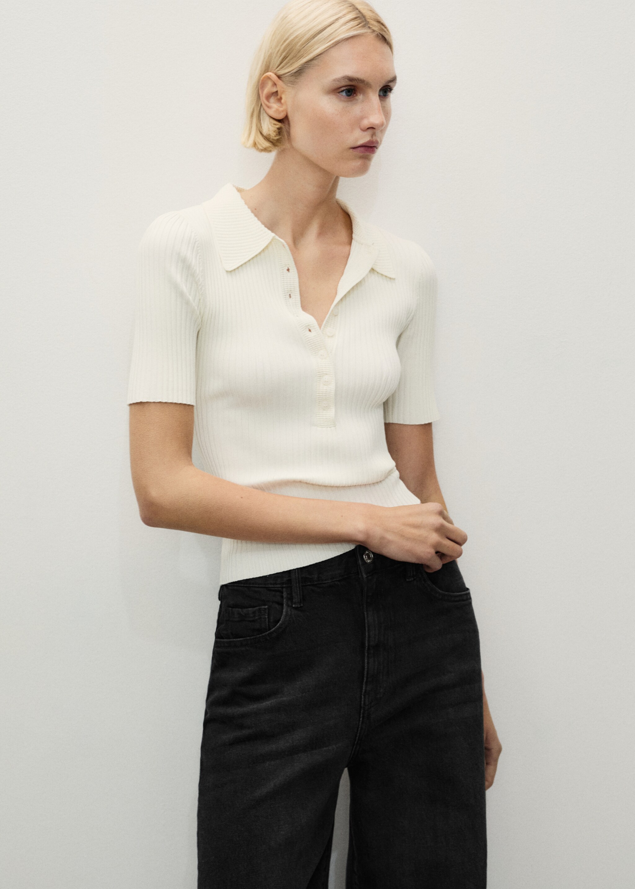 High-rise wideleg jeans - Details of the article 1