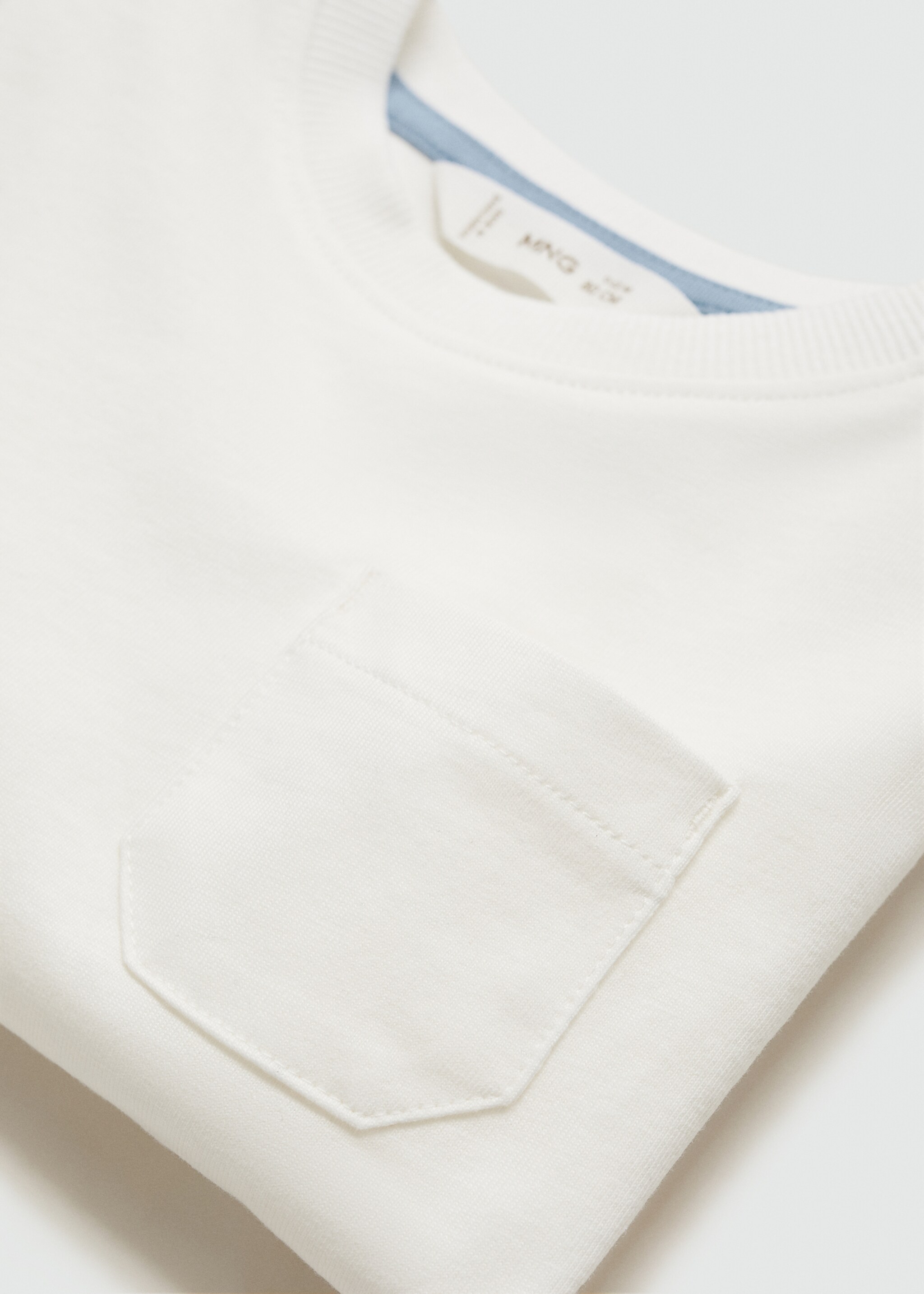 Patch pocket T-shirt - Details of the article 0