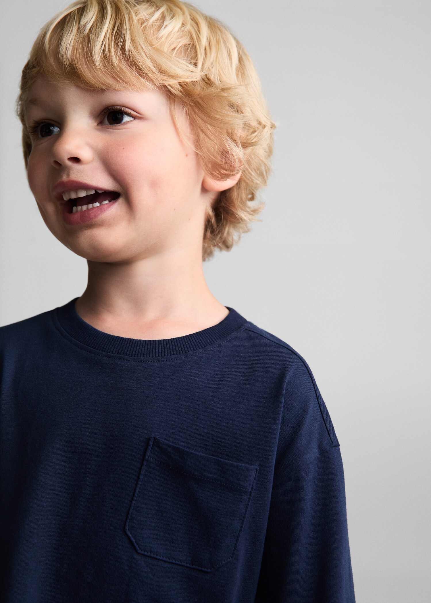 Patch pocket T-shirt - Details of the article 1