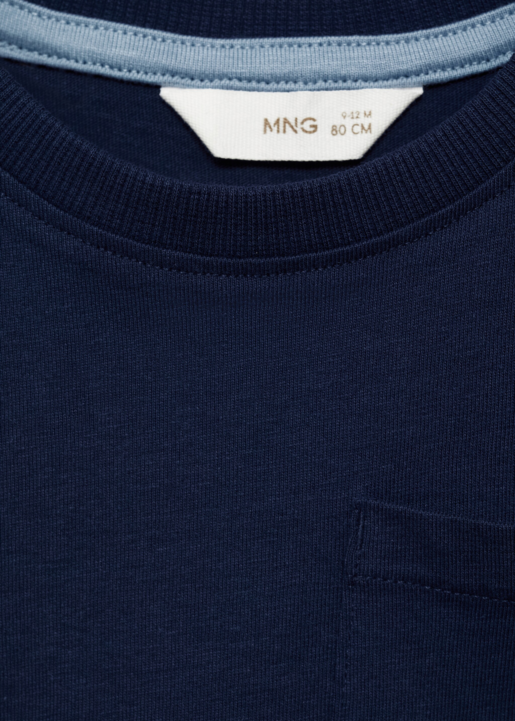 Patch pocket T-shirt - Details of the article 8