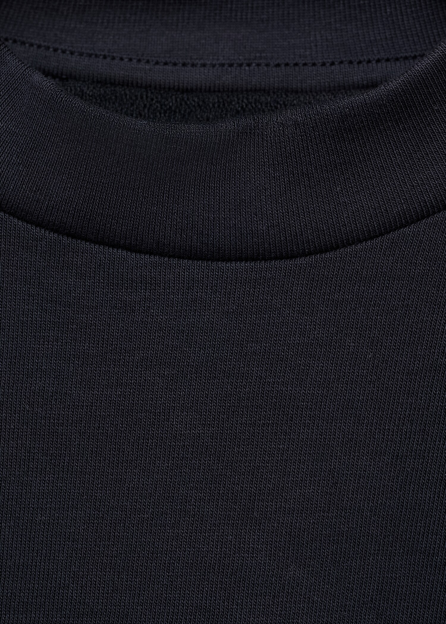 Plain cotton t-shirt - Details of the article 8