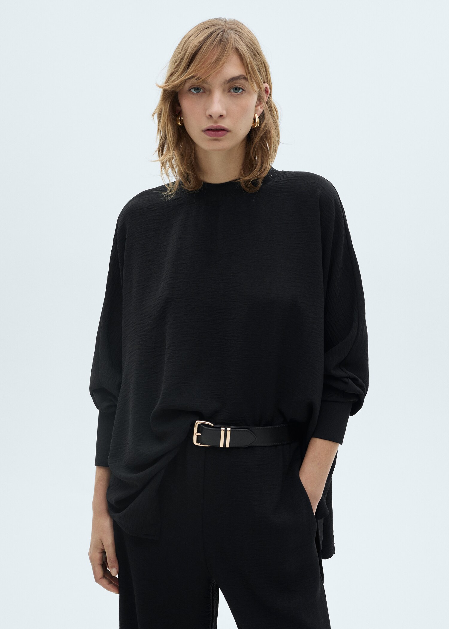 Sudadera punto oversize - Plano medio