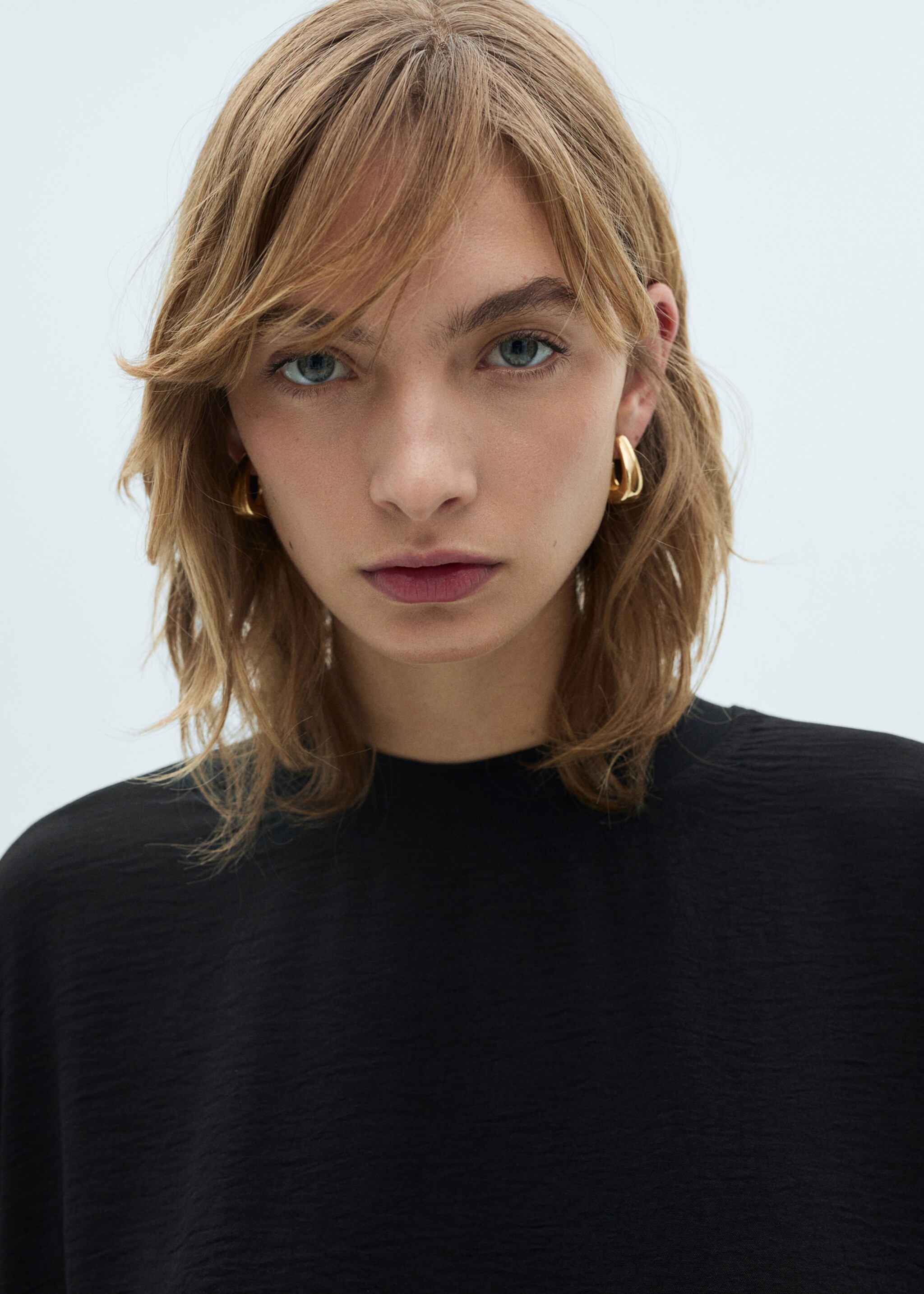 Oversized knitted sweatshirt - Details of the article 1
