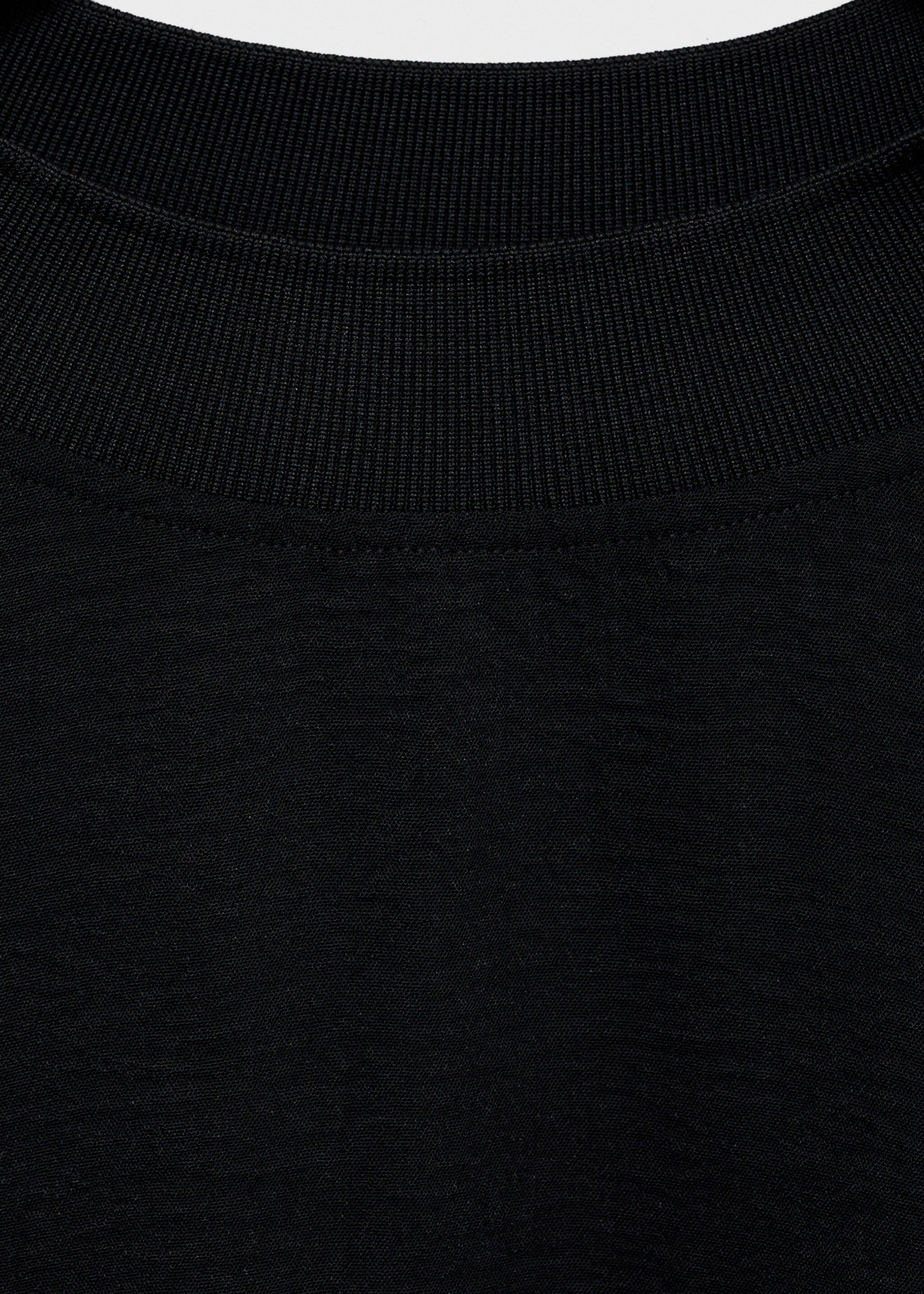 Oversized knitted sweatshirt - Details of the article 8