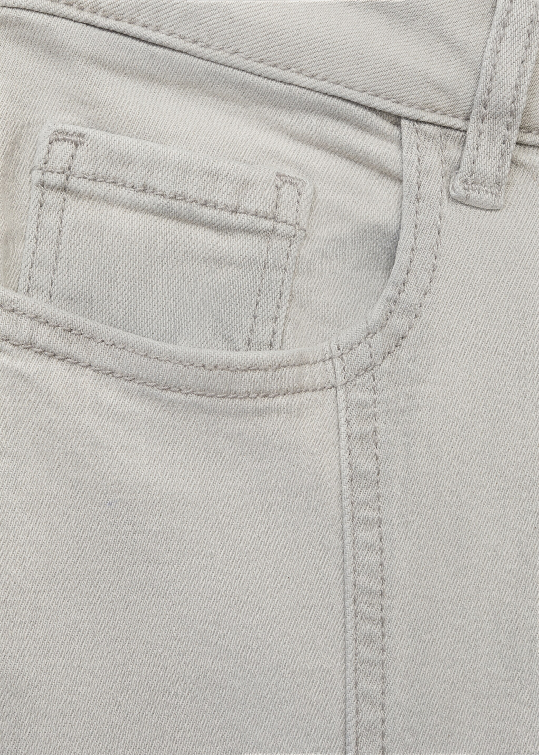 Jeans mit niedriger Taille und Nähten - Detail des Artikels 0
