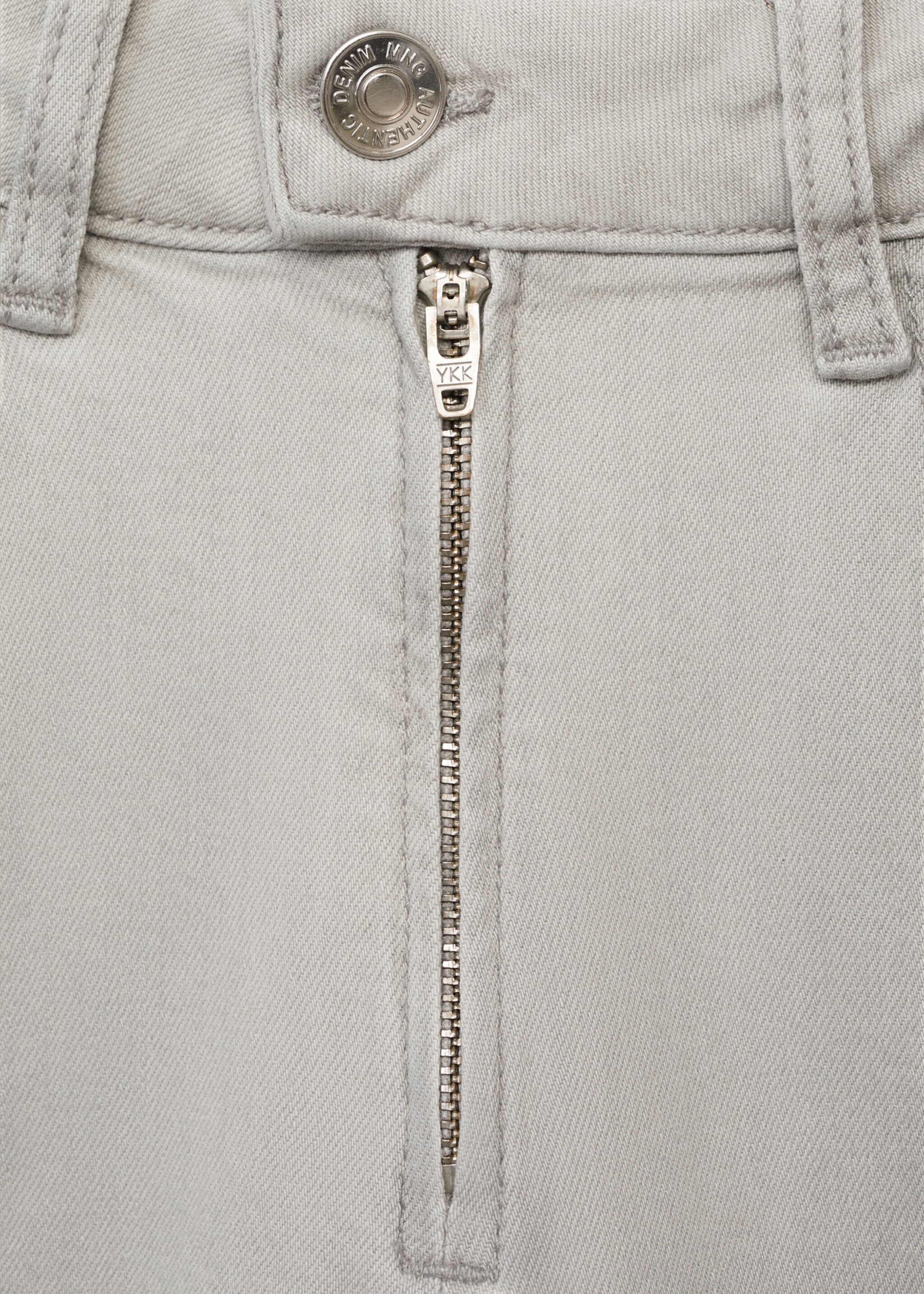 Jeans mit niedriger Taille und Nähten - Detail des Artikels 8