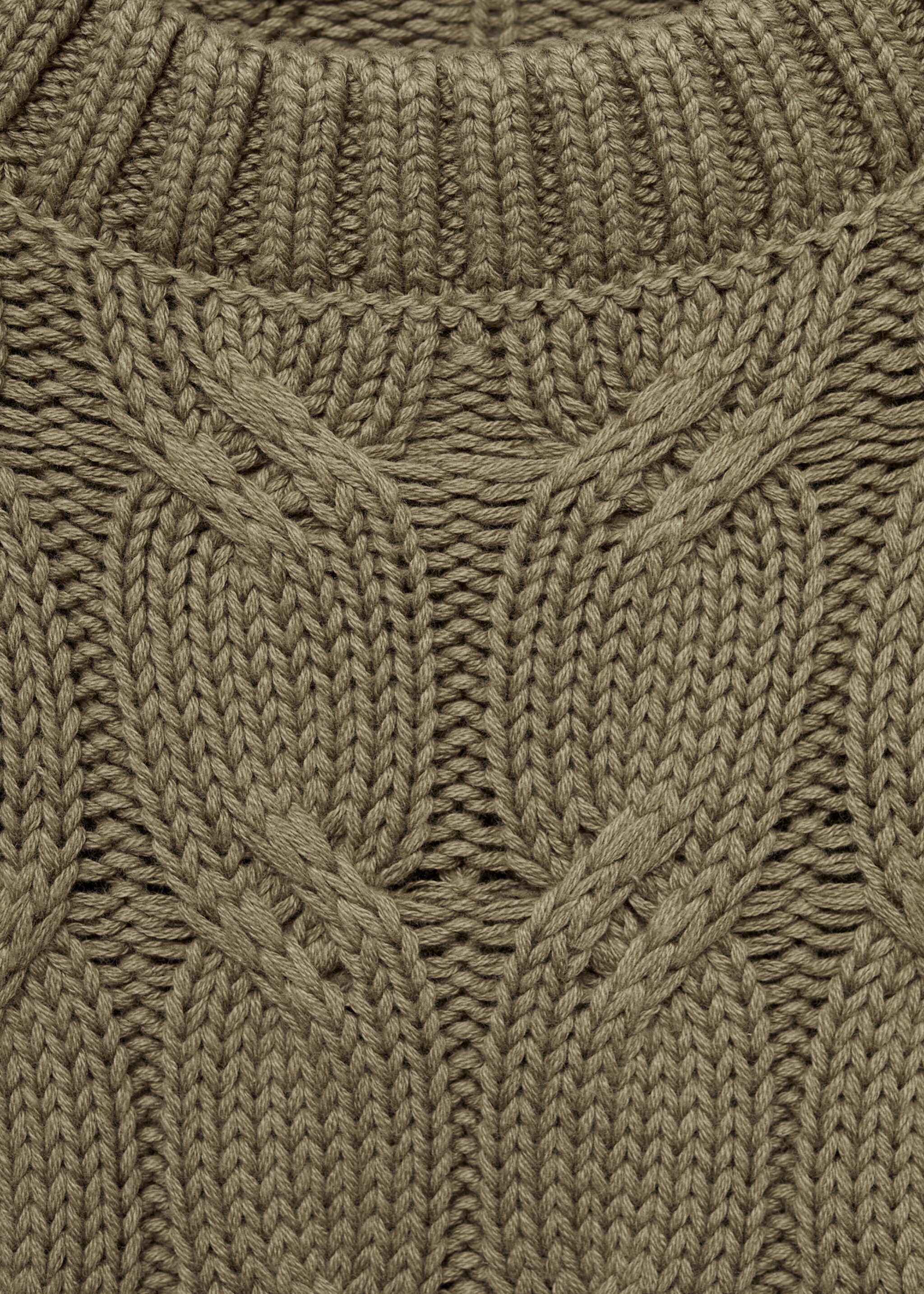 Pull-over maille torsadée - Détail de l'article 8