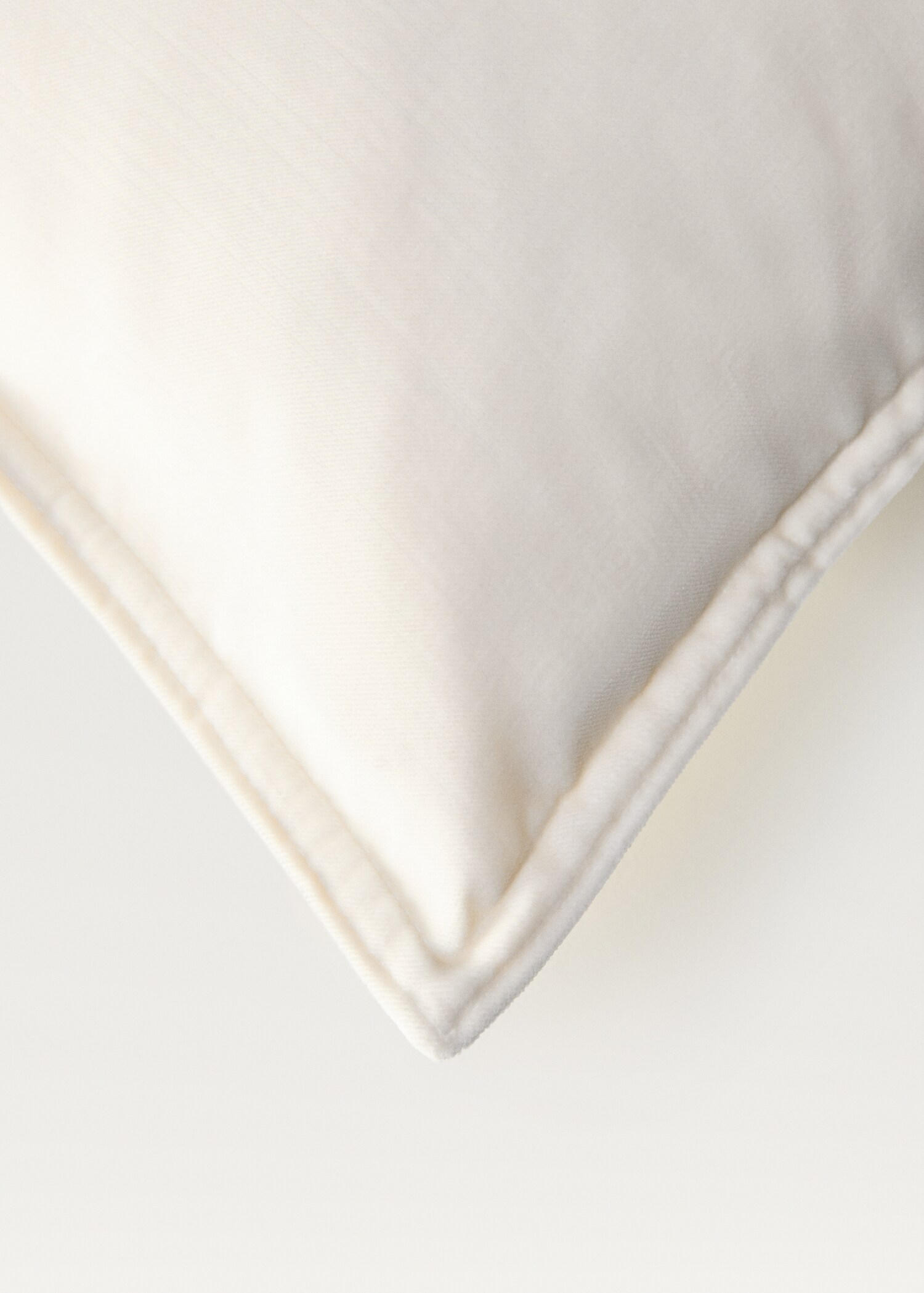 Cushion case primula - Details of the article 2
