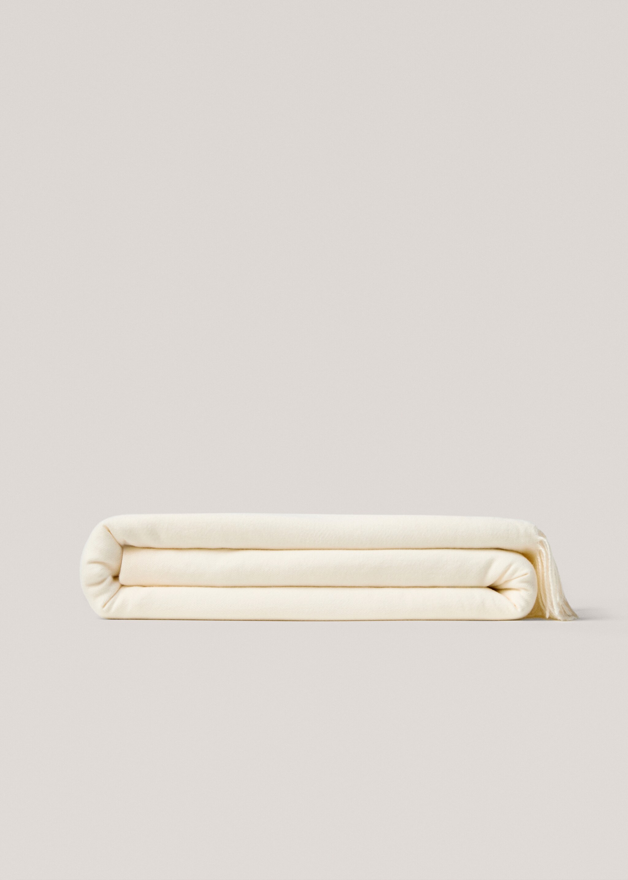 Blanket detail fringes - Article without model
