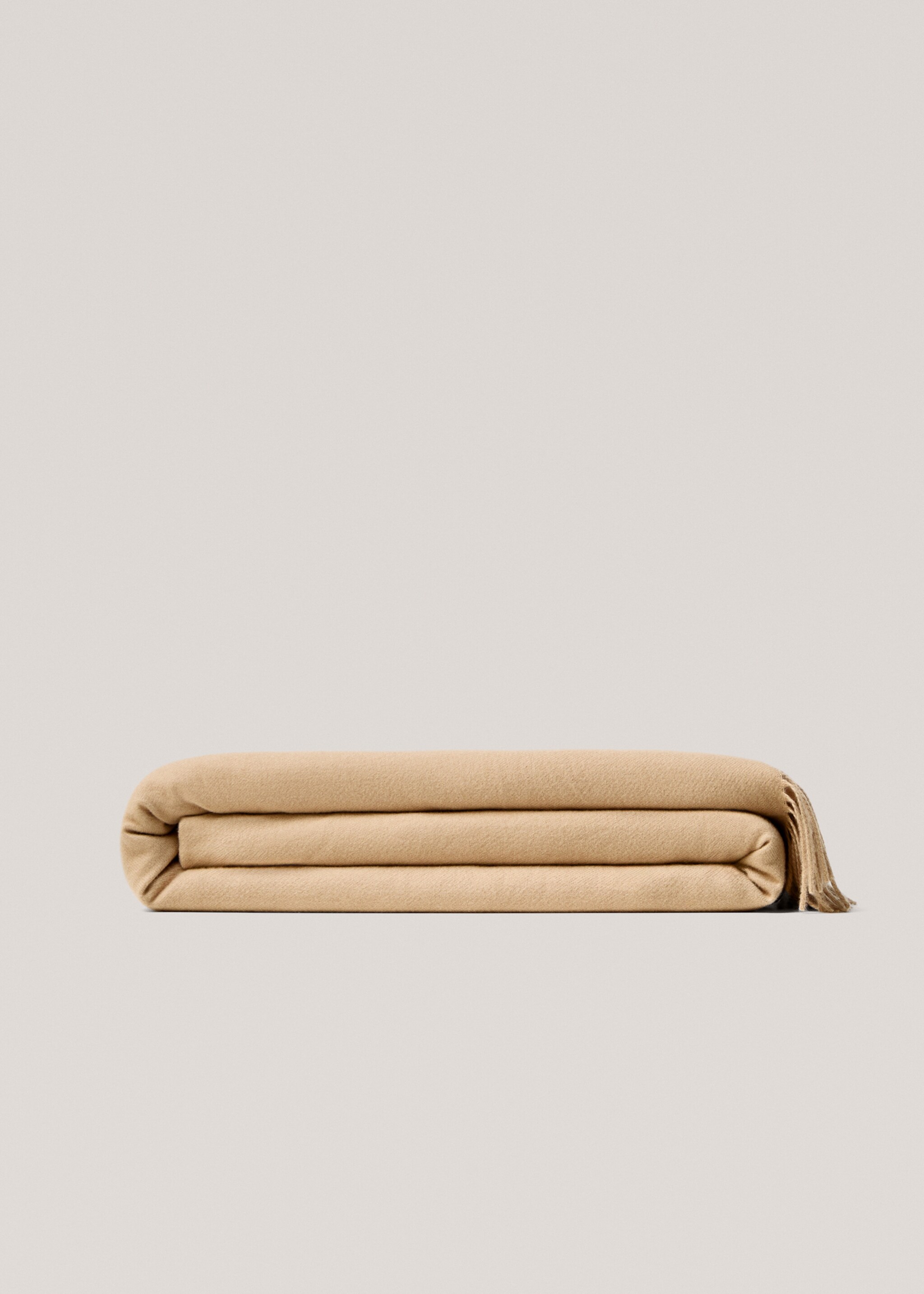 Blanket detail fringes - Article without model