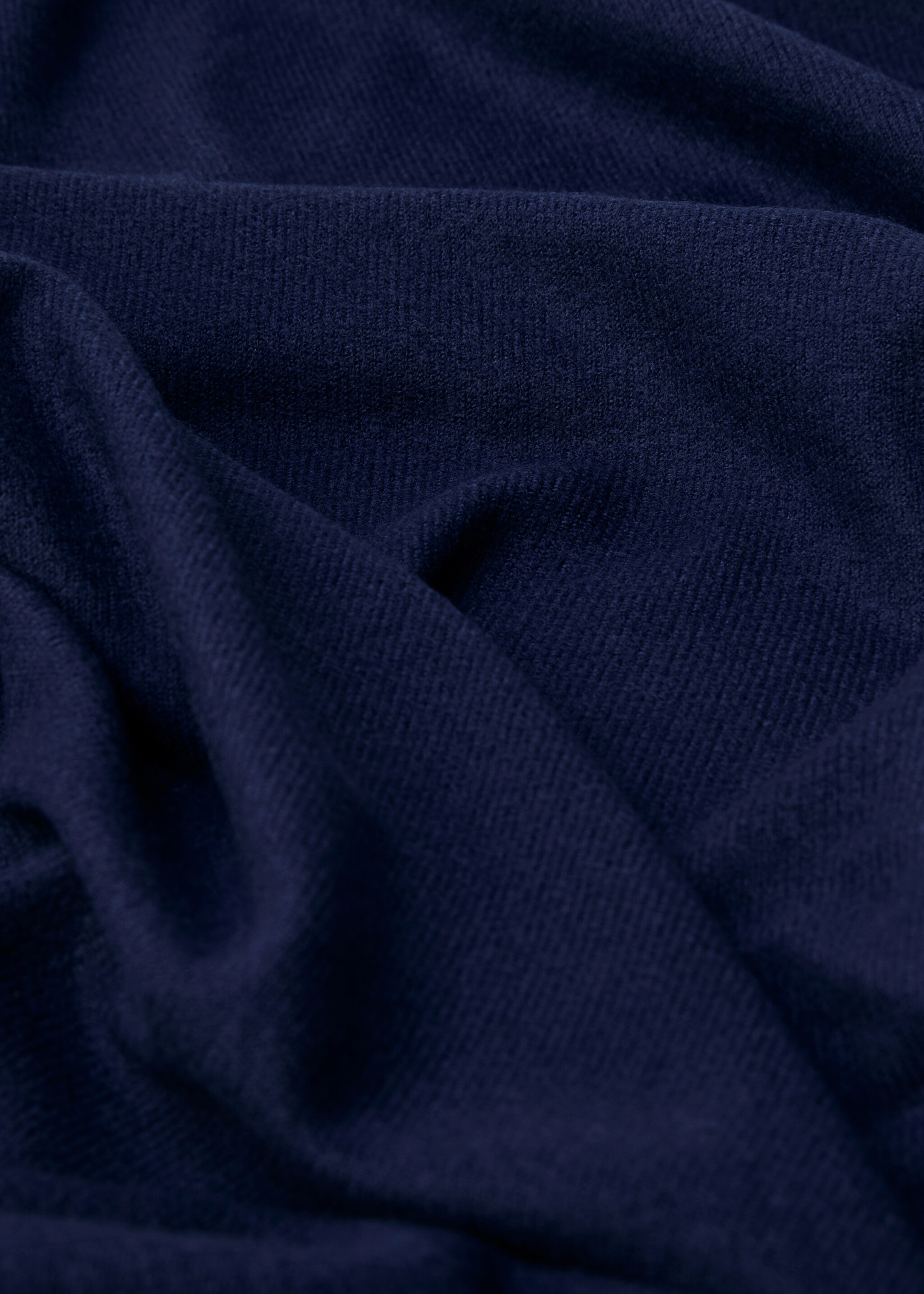 Blanket detail fringes - Details of the article 1