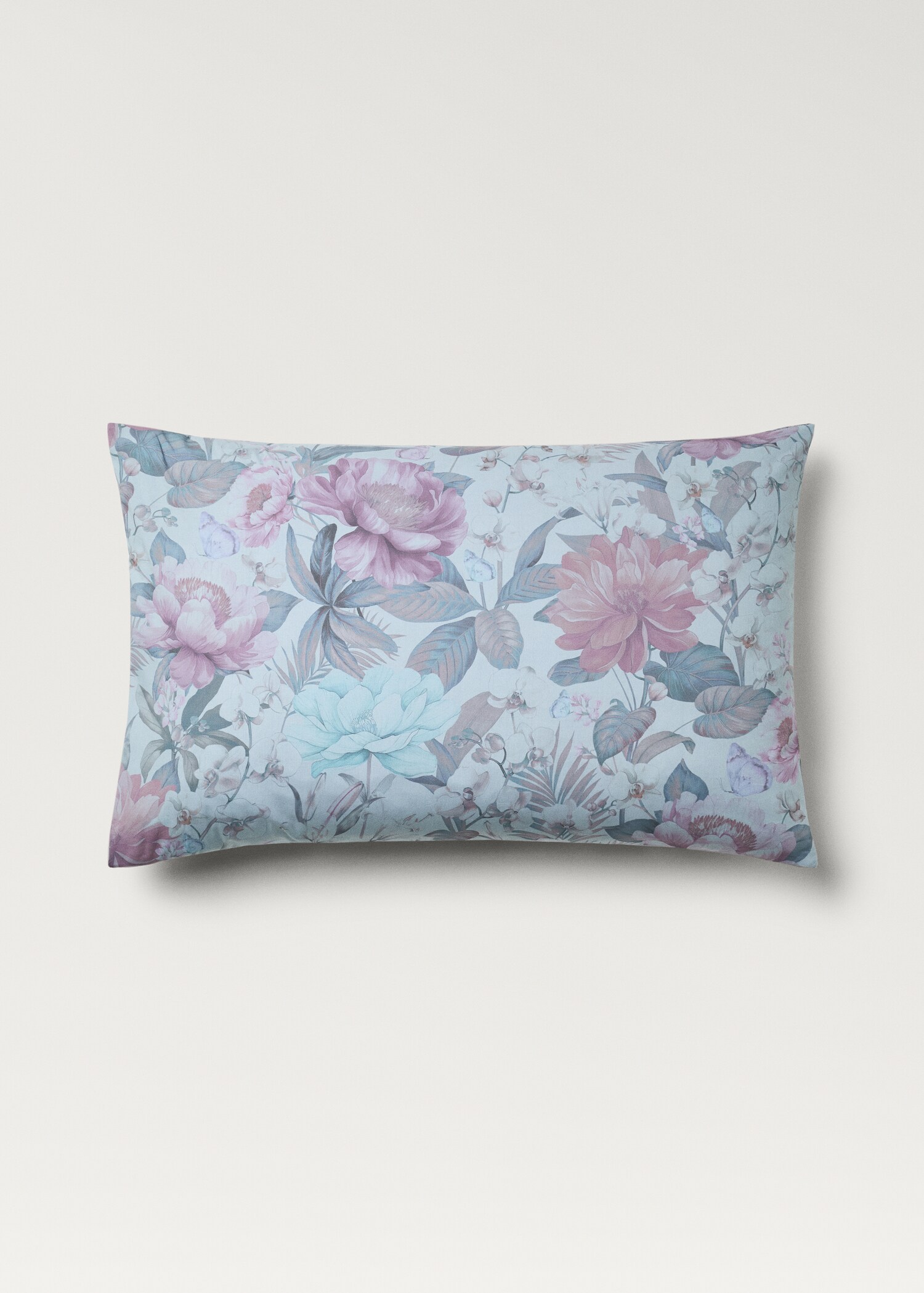 Two cotton percale multi-coloured floral-print pillowcases 50x75 cm - Article without model