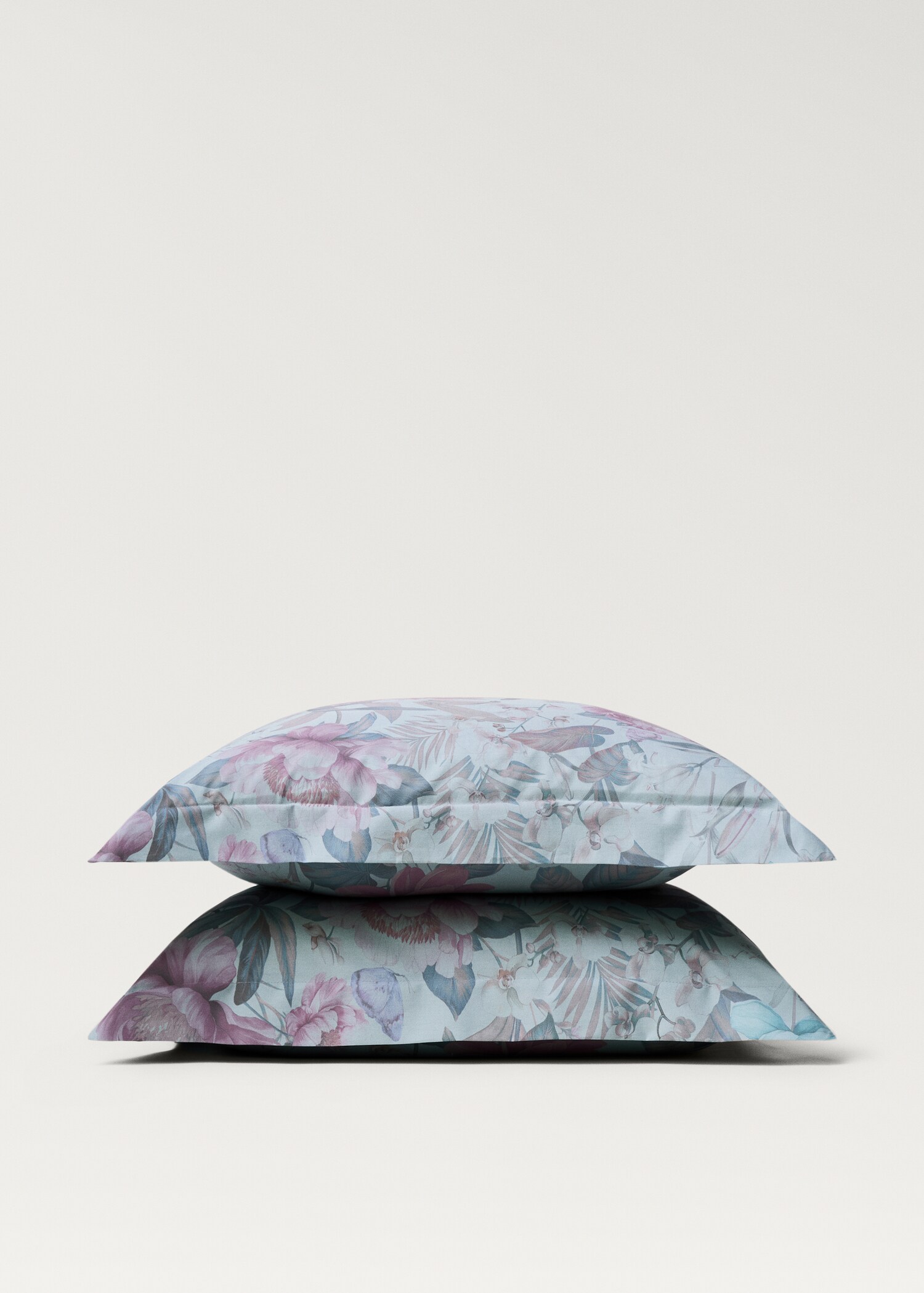 Deux taies d'oreiller en percale de coton imprimé fleuri multicolore 60x60 cm - Détail de l'article 1