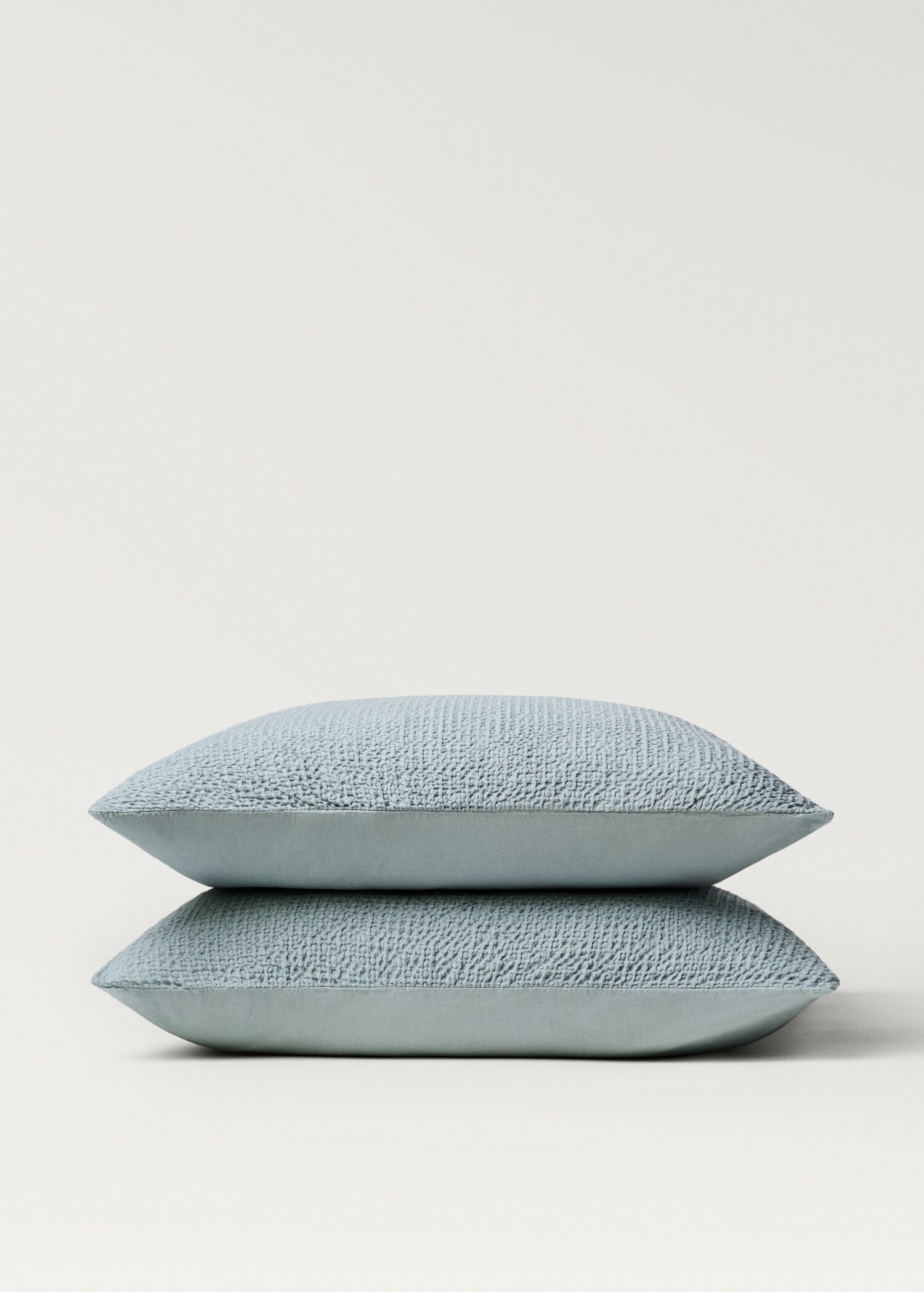 Two cotton waffle percale pillowcases 60x60 cm - Details of the article 3