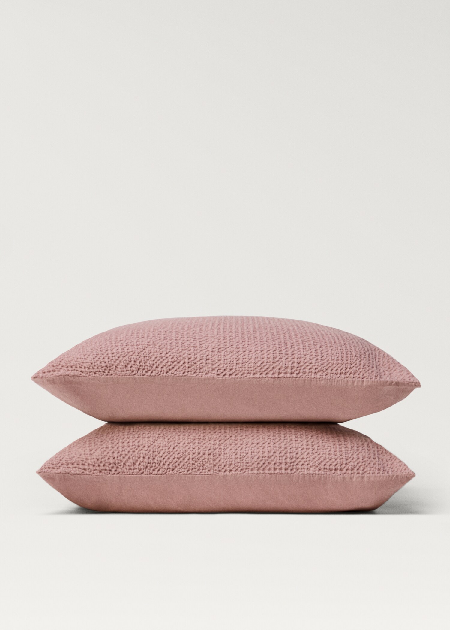 Two cotton waffle percale pillowcases 60x60 cm - Details of the article 1