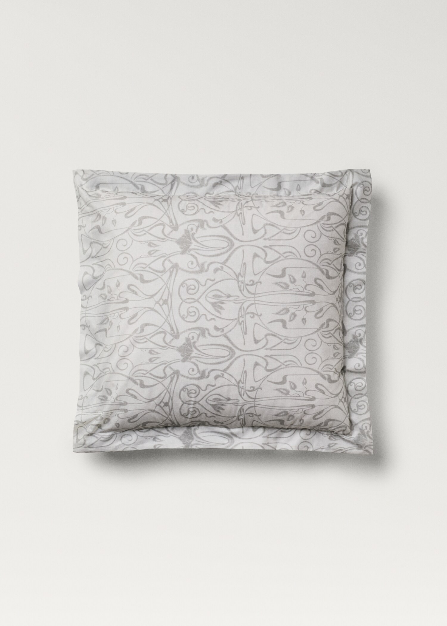 Two cotton percale ornamental-print pillowcases 60x60 cm - Article without model