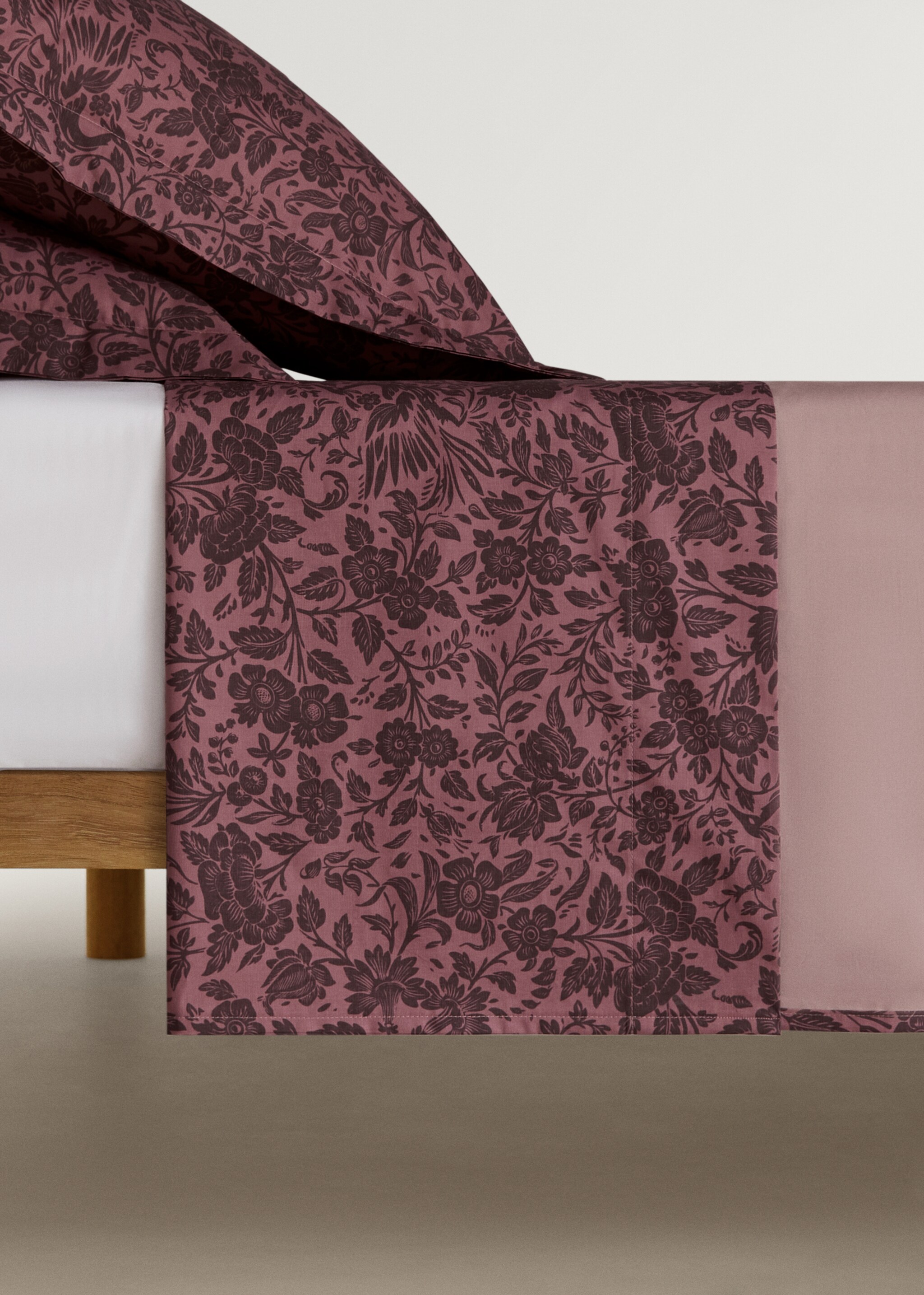 Cotton percale printed two-tone floral top sheet for 180/200 cm bed - Article without model