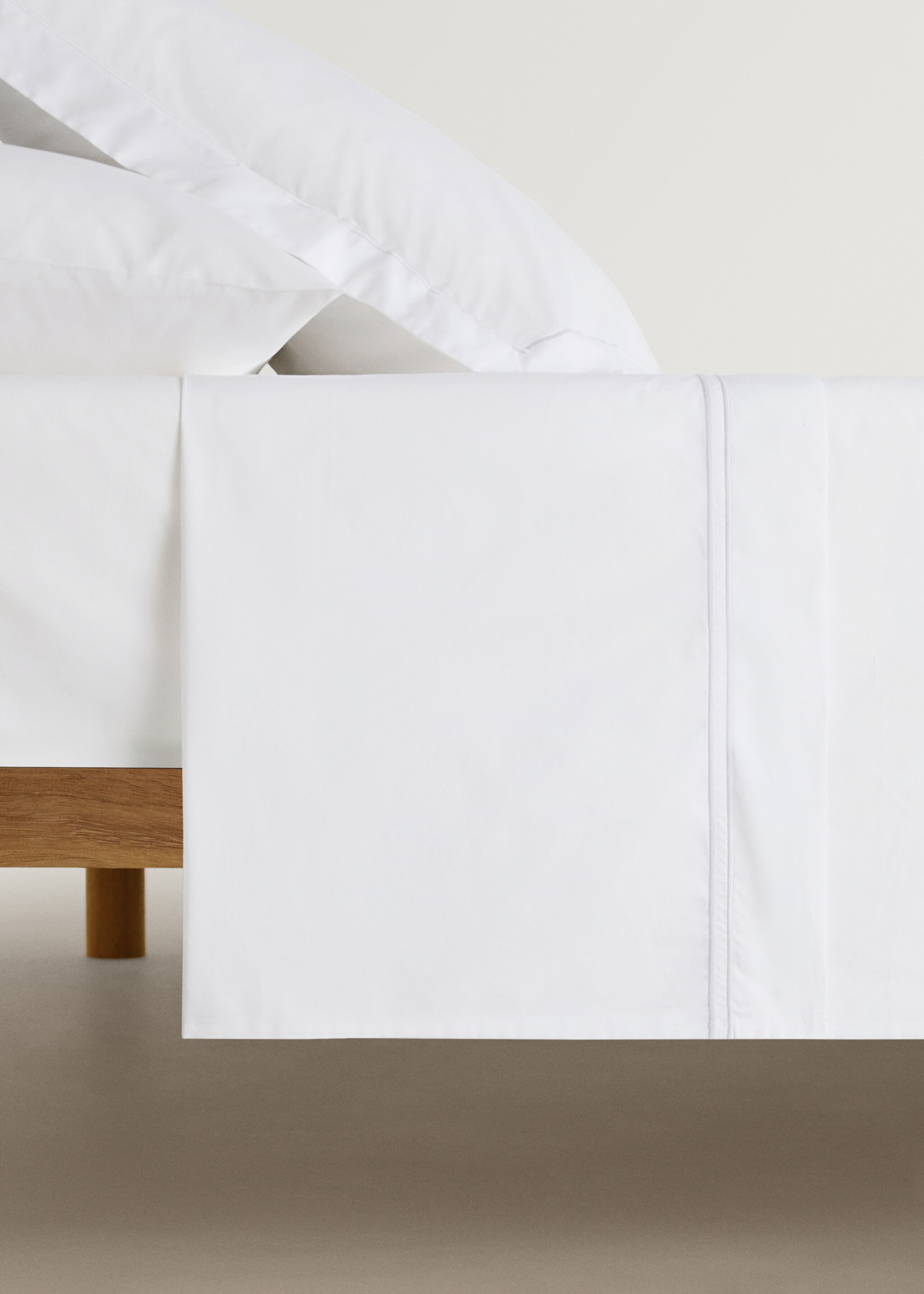 Cotton percale top sheet with scalloped detail for 150/160 cm bed - Article without model