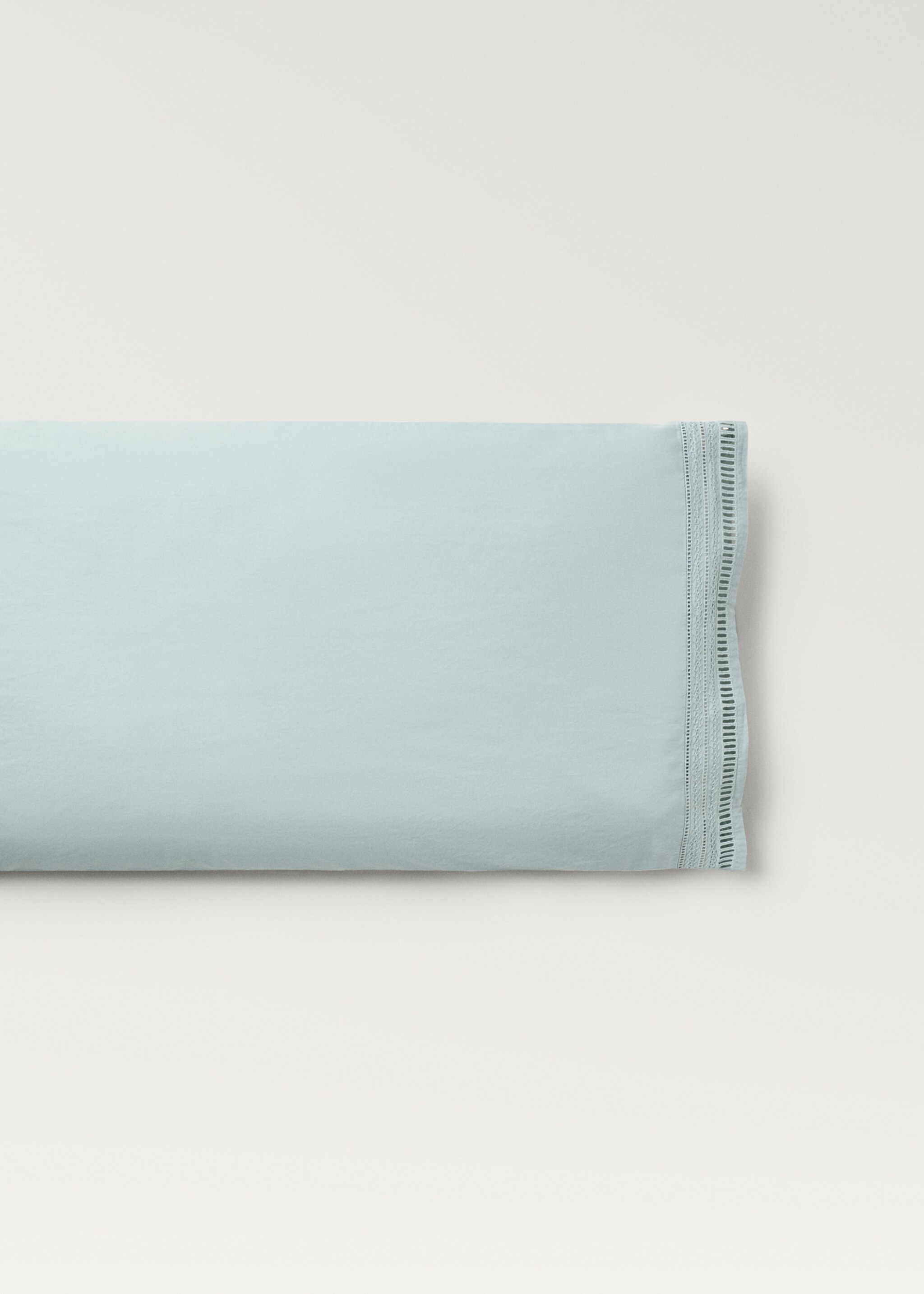 Pillowcase with embroidered finish, 45x110 cm - Article without model